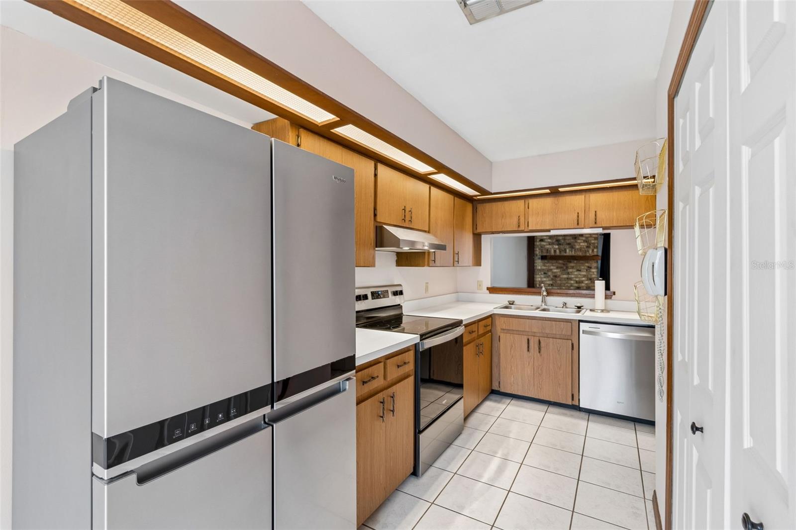 2450 Grand Teton Cir #2450 Property Photo 6