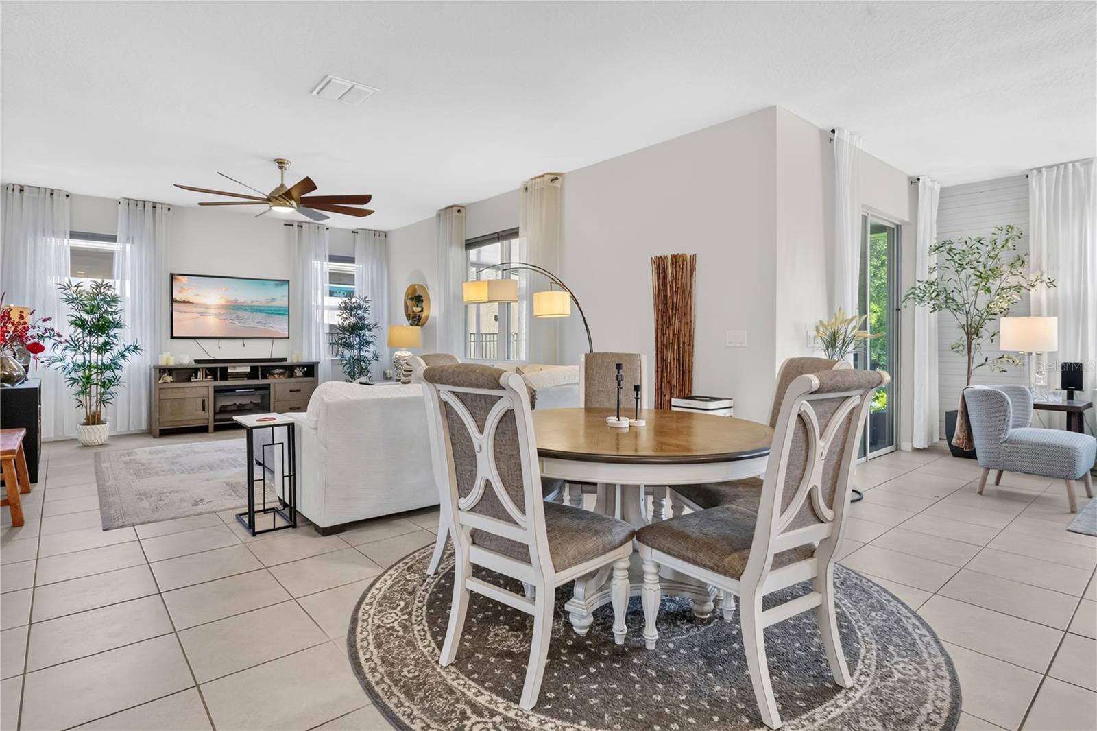17096 Goldcrest Loop Property Photo 9