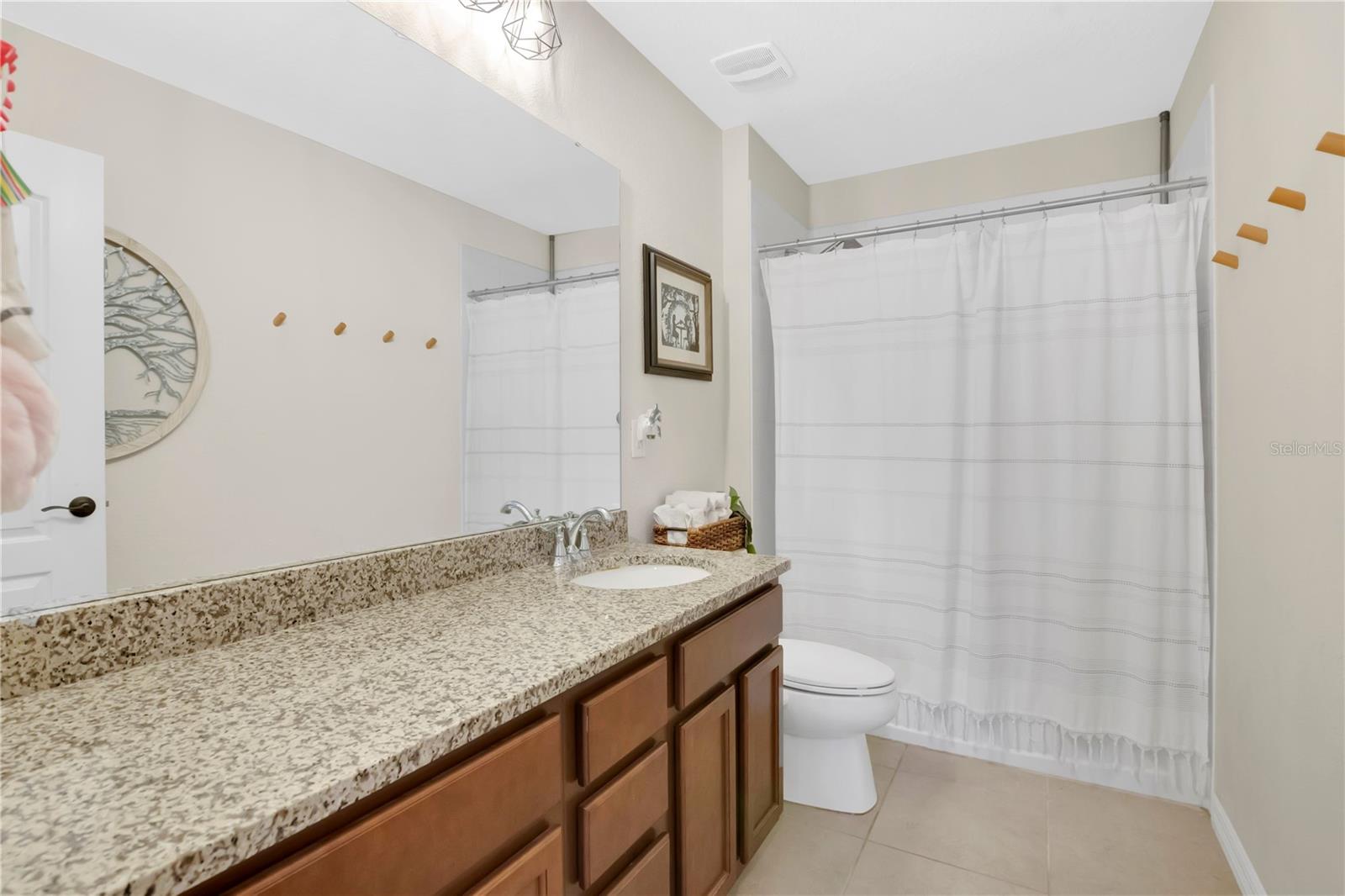 17096 Goldcrest Loop Property Photo 26