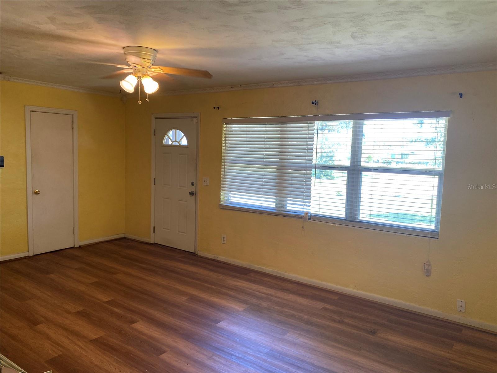 1040 Hampton Rd Property Photo 3