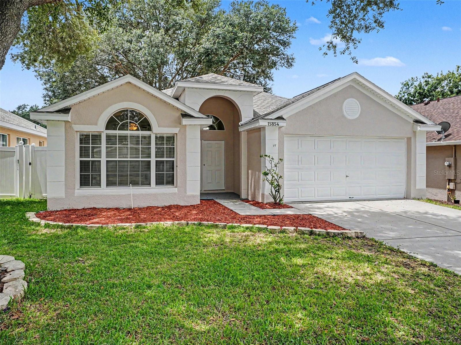 15854 Bay Vista Dr Property Photo 1