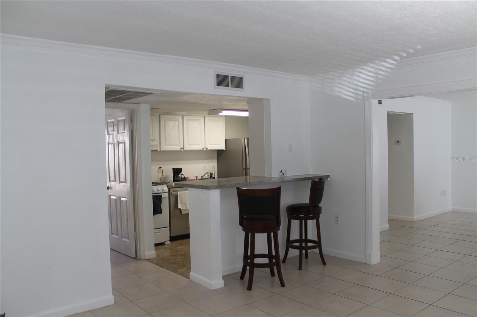 151 Oyster Bay Cir #200 Property Photo 10