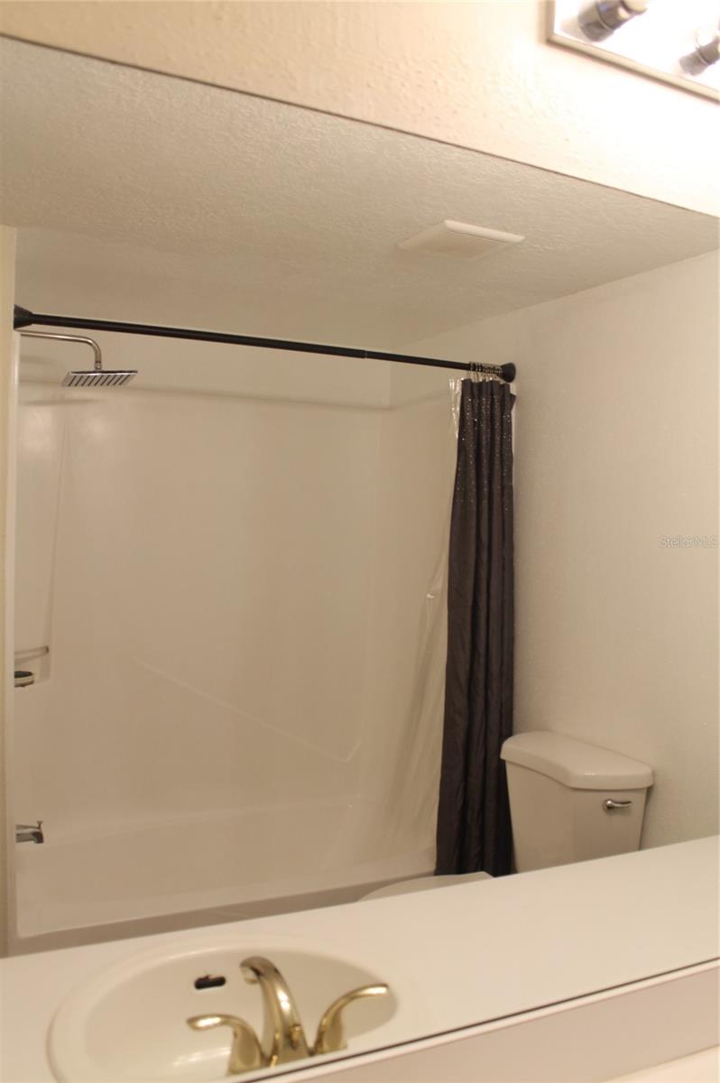 151 Oyster Bay Cir #200 Property Photo 15