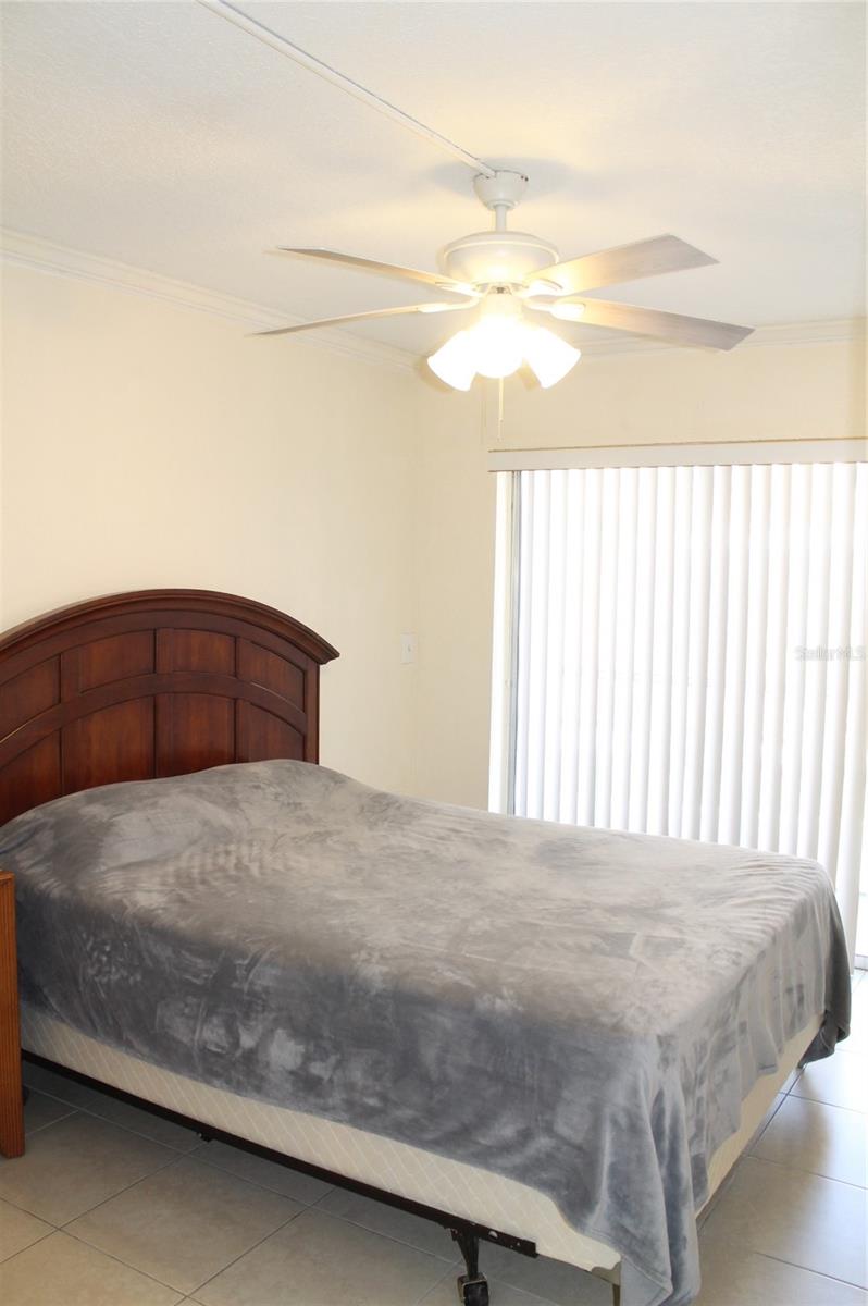 151 Oyster Bay Cir #200 Property Photo 18