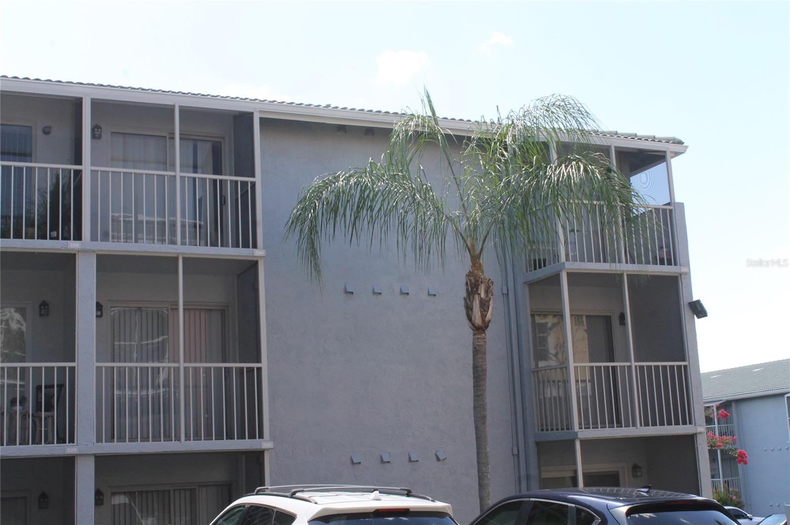 151 Oyster Bay Cir #200 Property Photo 26