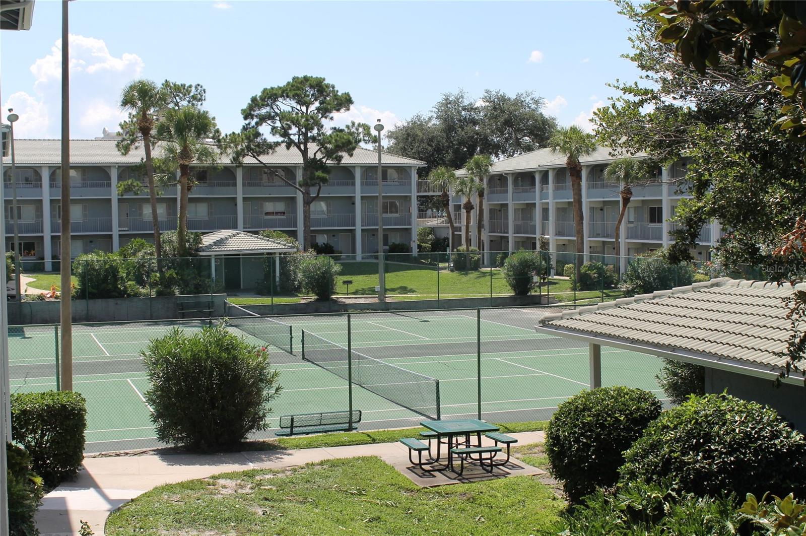 151 Oyster Bay Cir #200 Property Photo 28