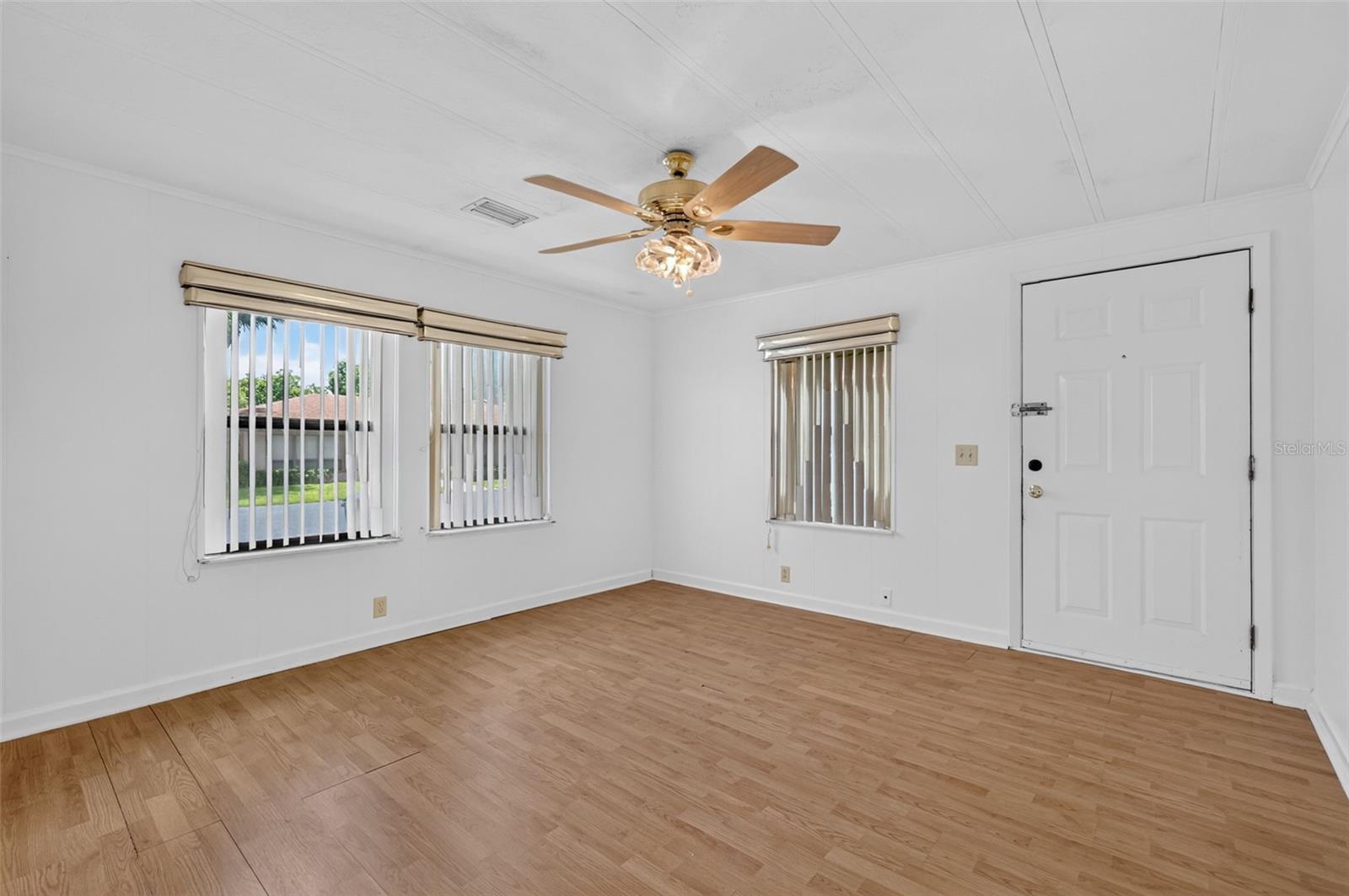304 Eron Way #2 Property Photo 6