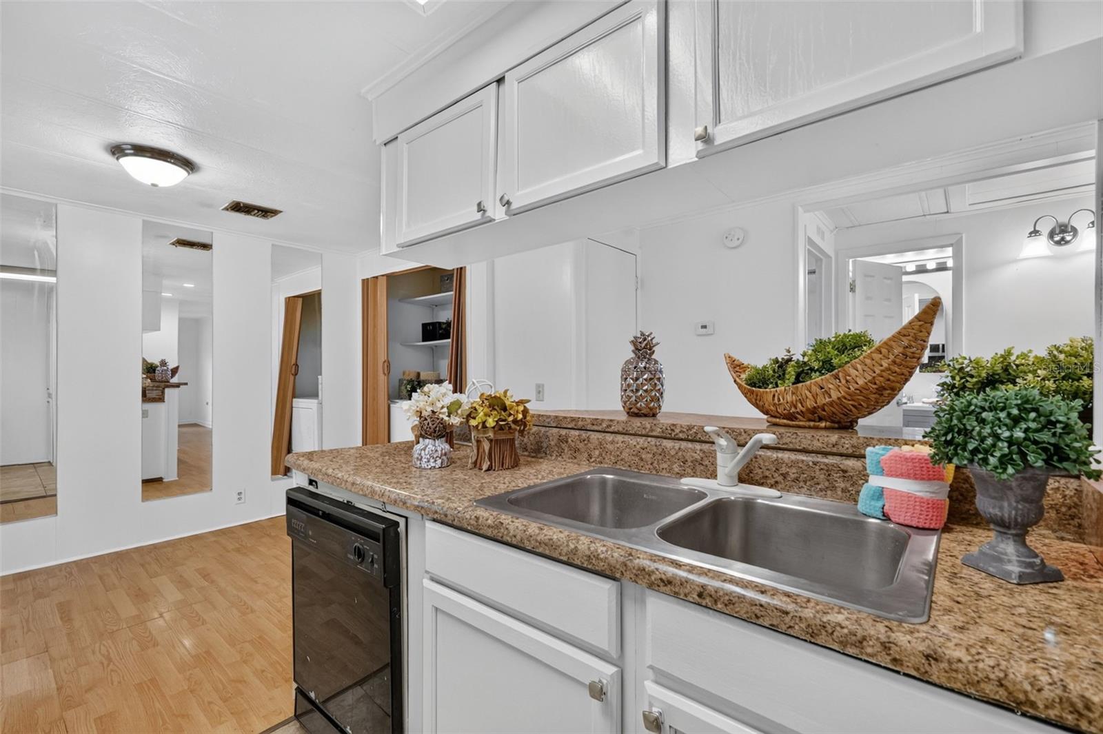 304 Eron Way #2 Property Photo 10