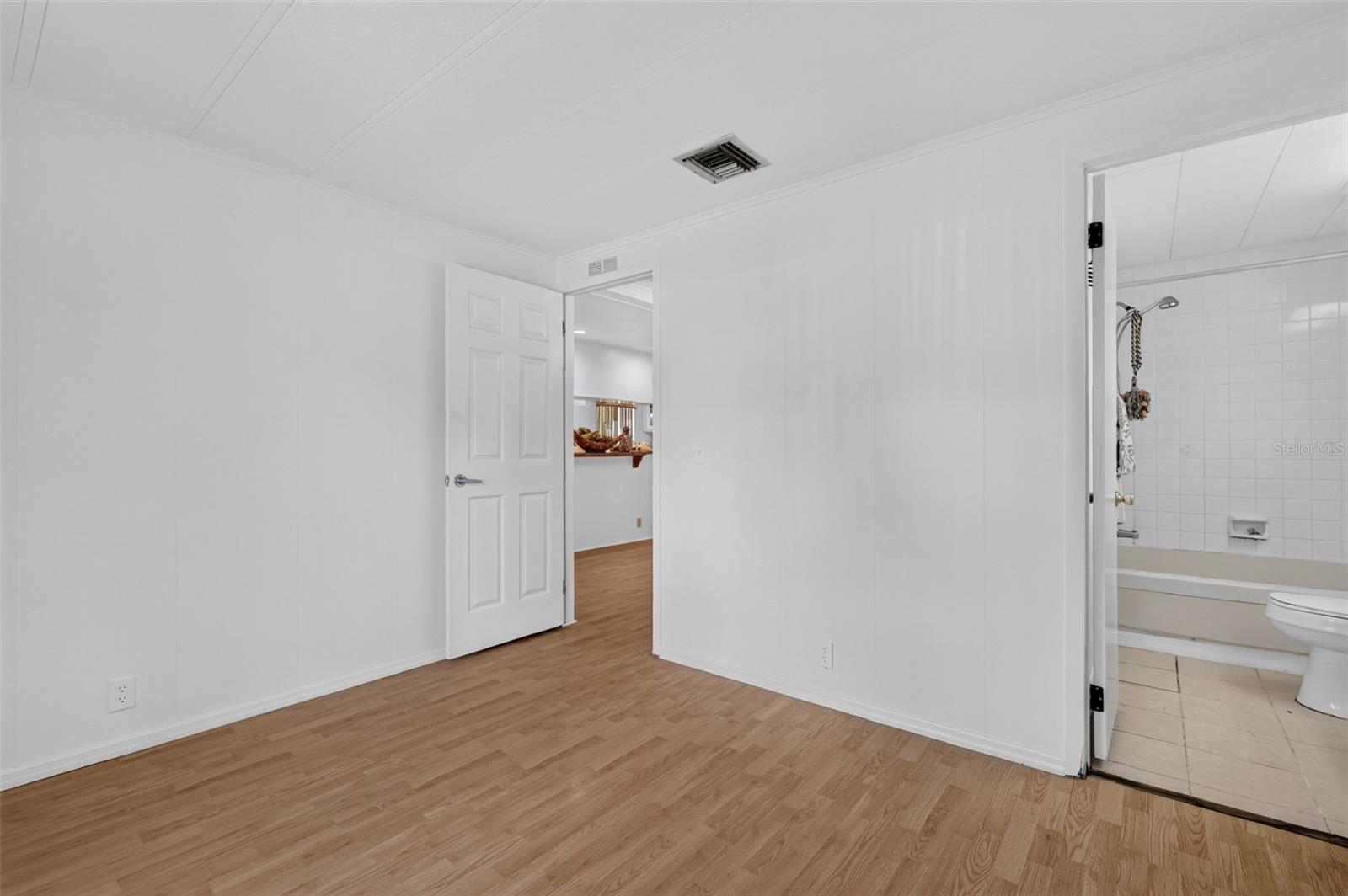 304 Eron Way #2 Property Photo 18