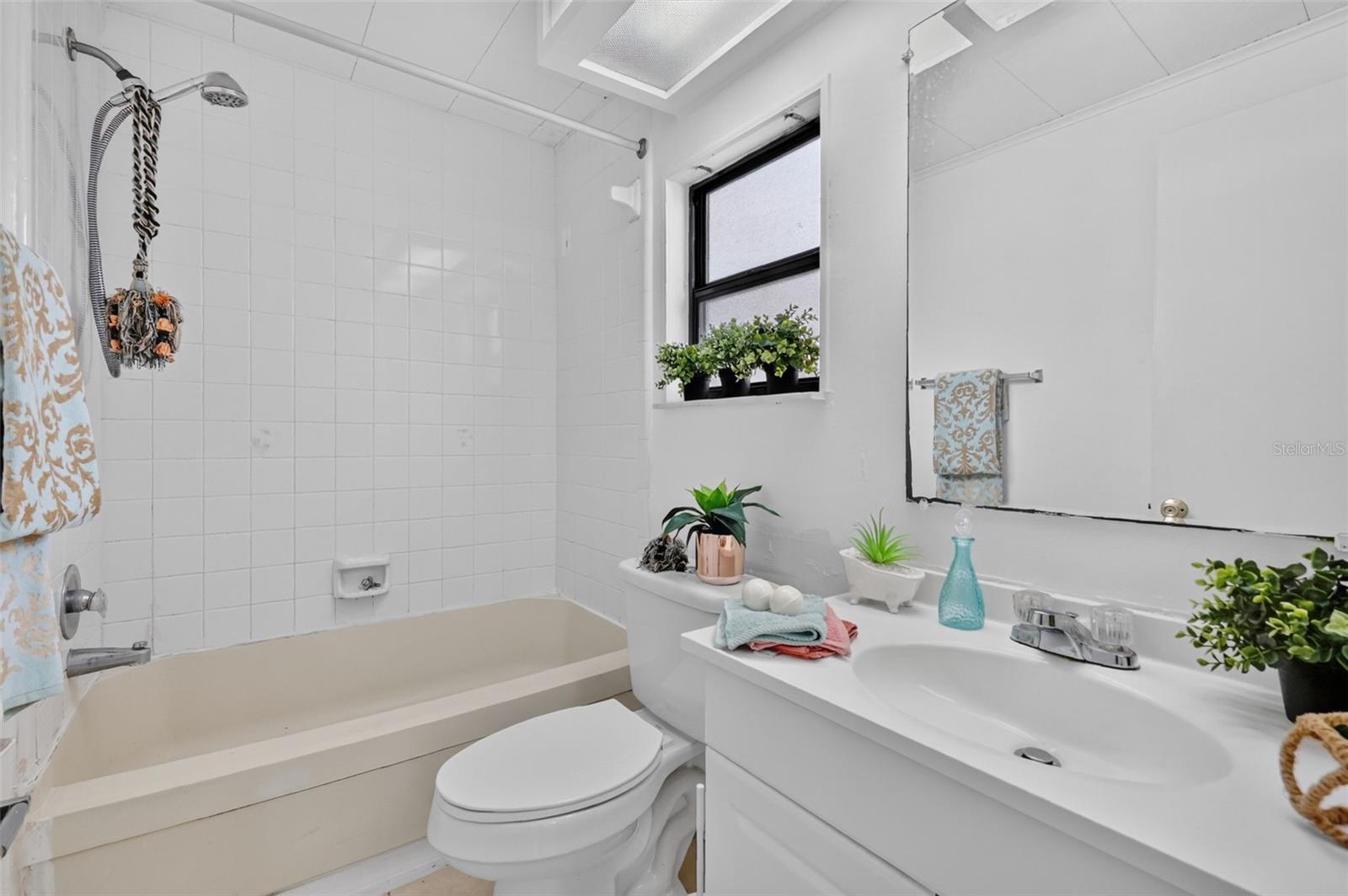 304 Eron Way #2 Property Photo 19
