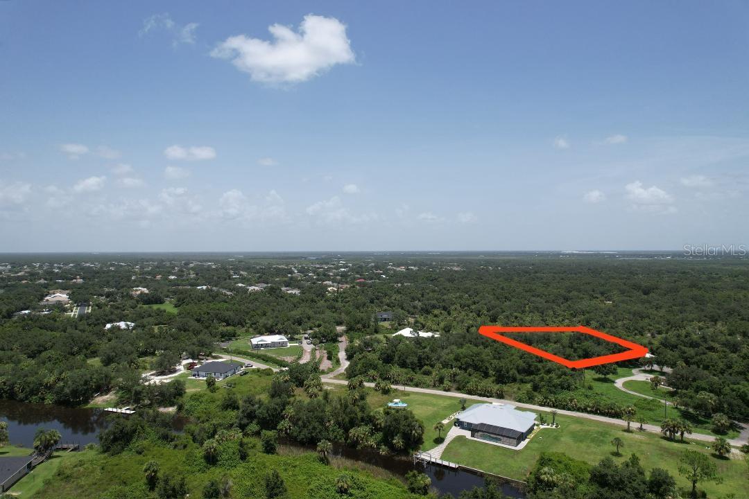 1232 Harbour Sunset Ct Property Photo 7