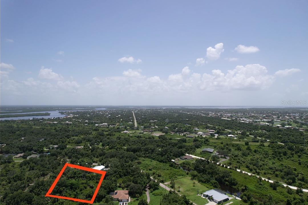 1232 Harbour Sunset Ct Property Photo 16