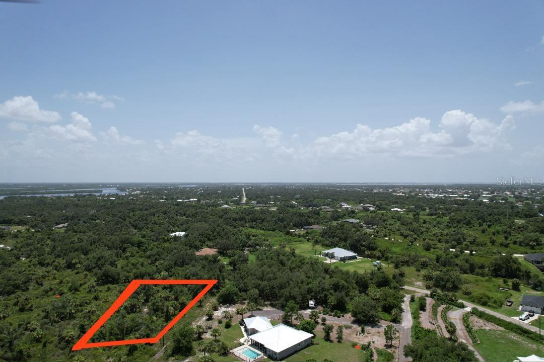 1232 Harbour Sunset Ct Property Photo 17