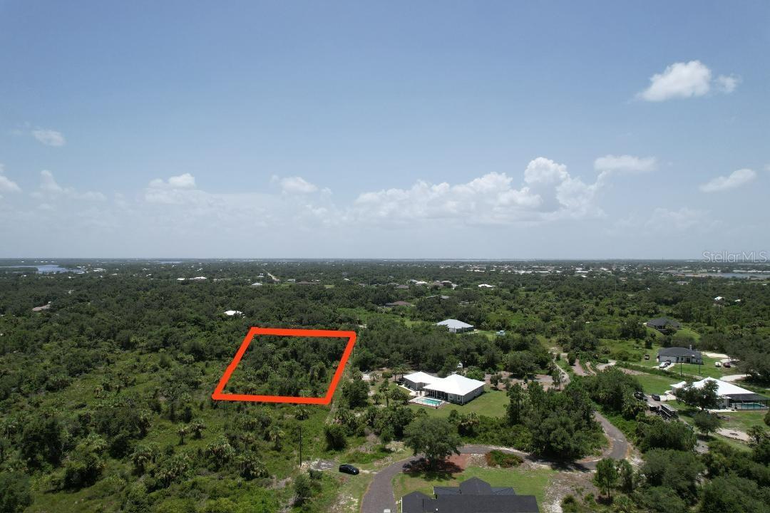 1232 Harbour Sunset Ct Property Photo 33