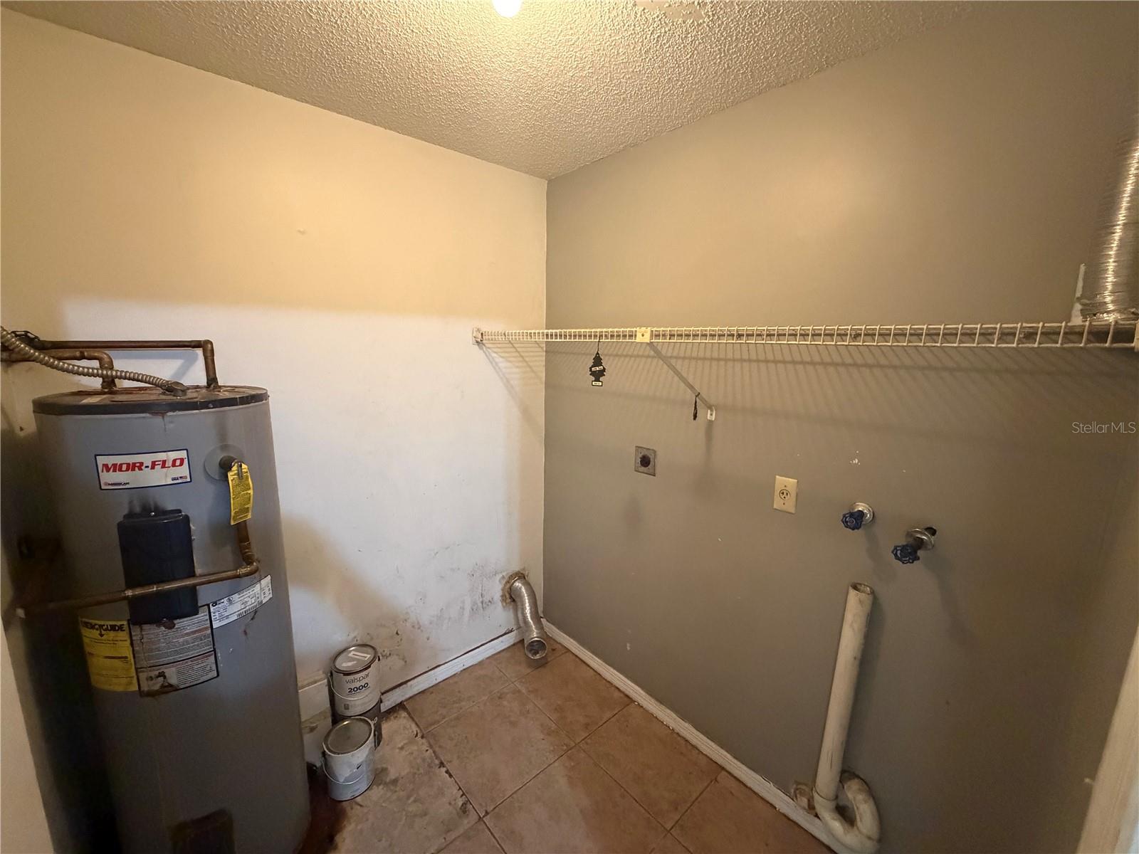 2415 S Cedar Ave #b Property Photo 7