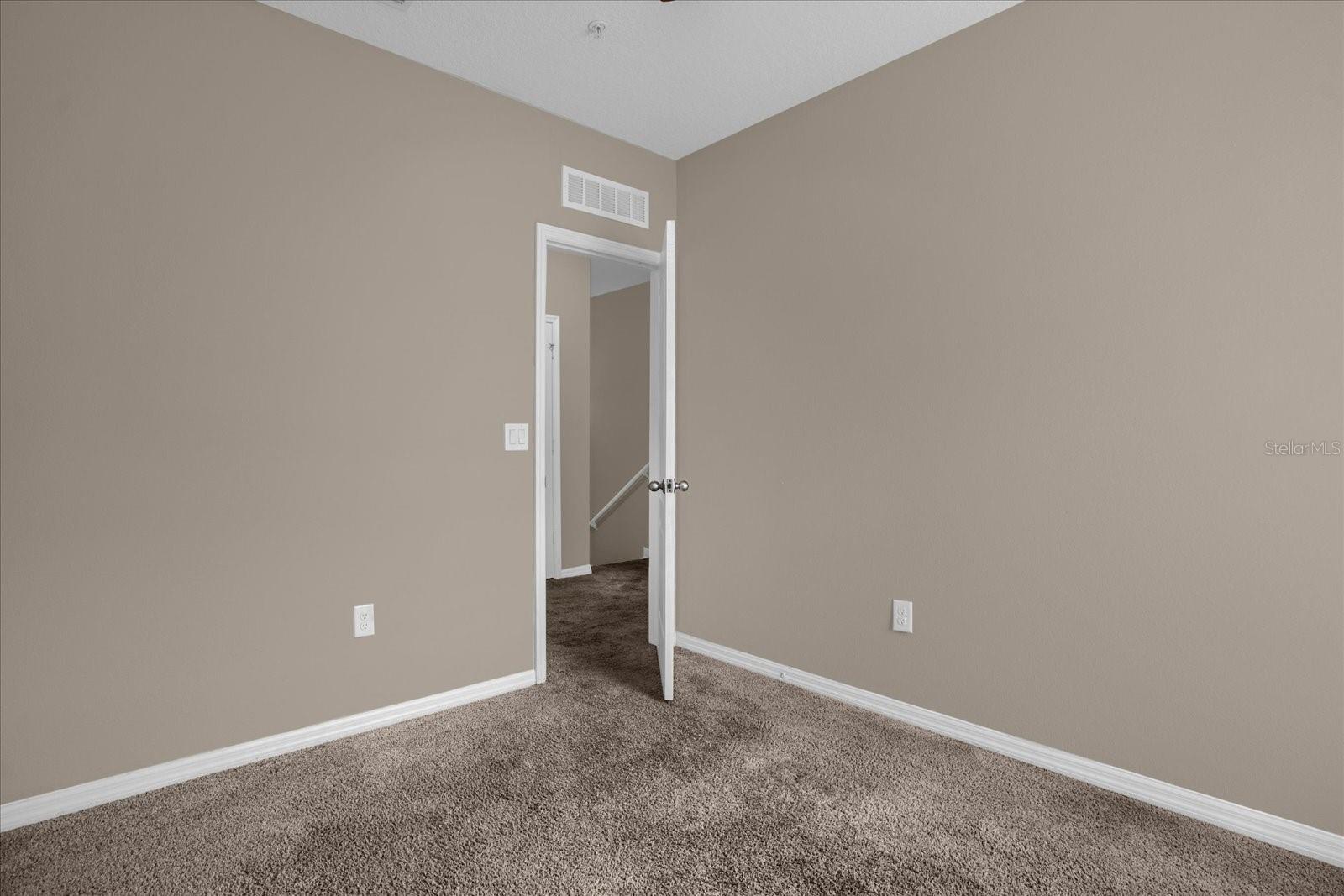 2144 Betsy Ross Ln Property Photo 17