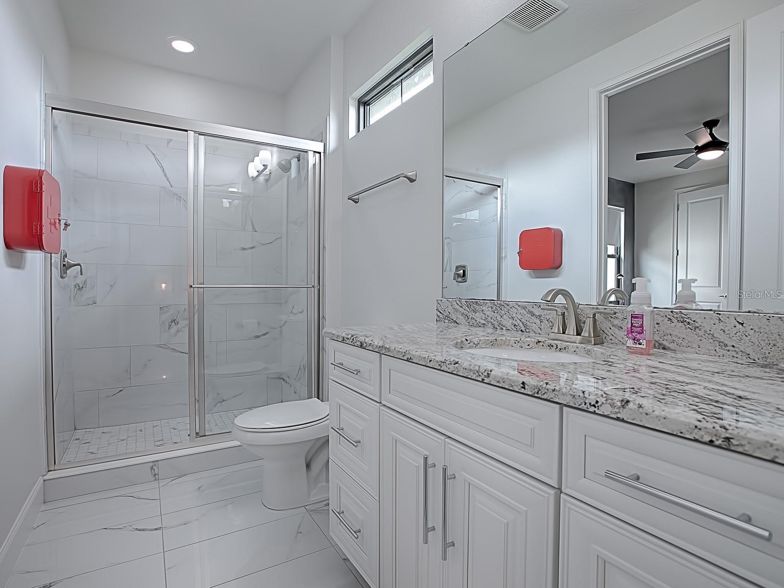 7661 Toscana Blvd Property Photo 26