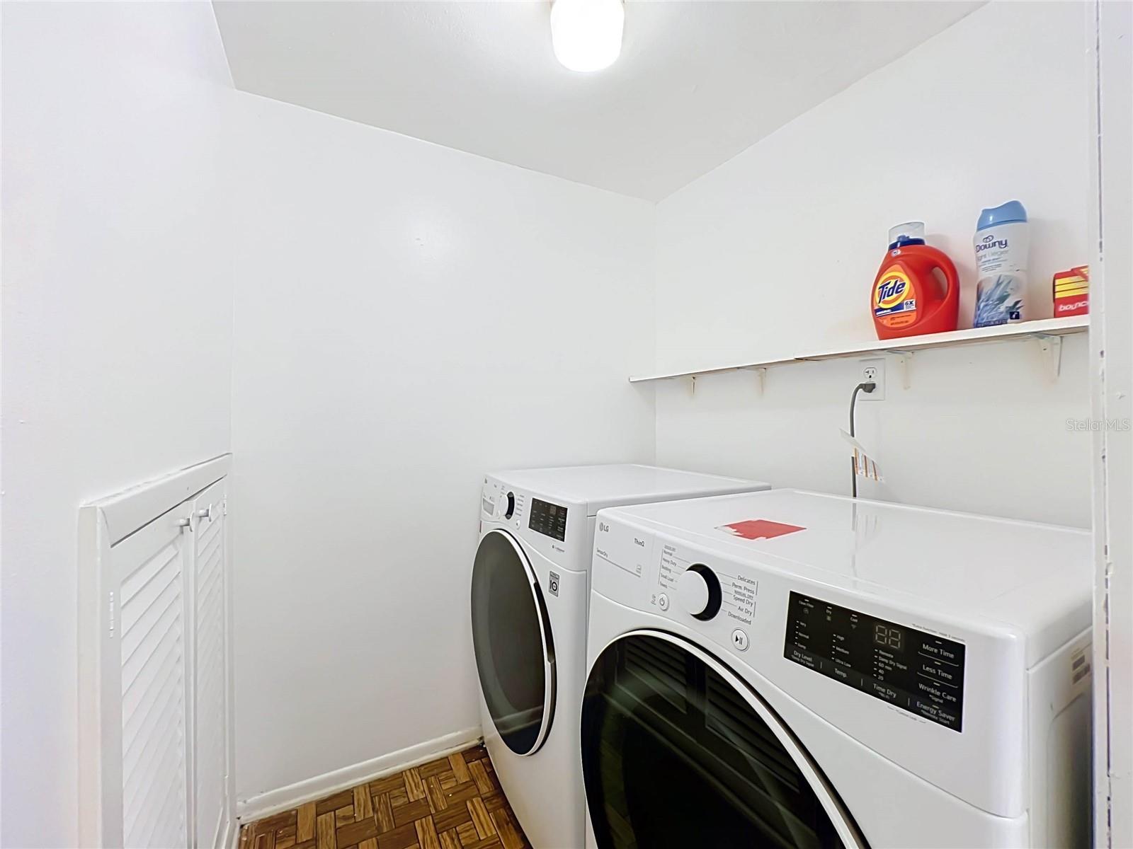 7488 Whisperwood Dr #28 Property Photo 25