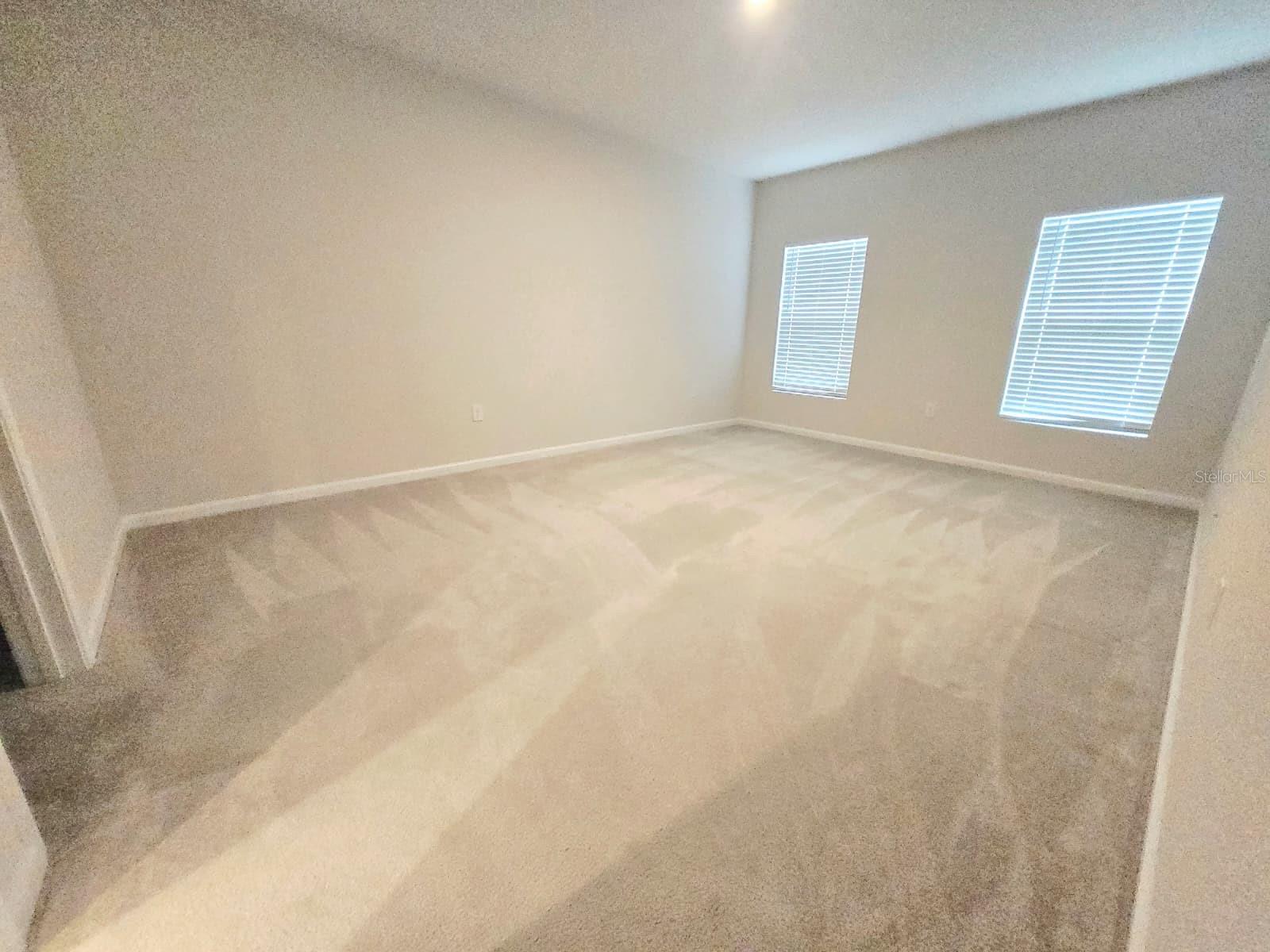 1121 Lexington Ln Property Photo 14
