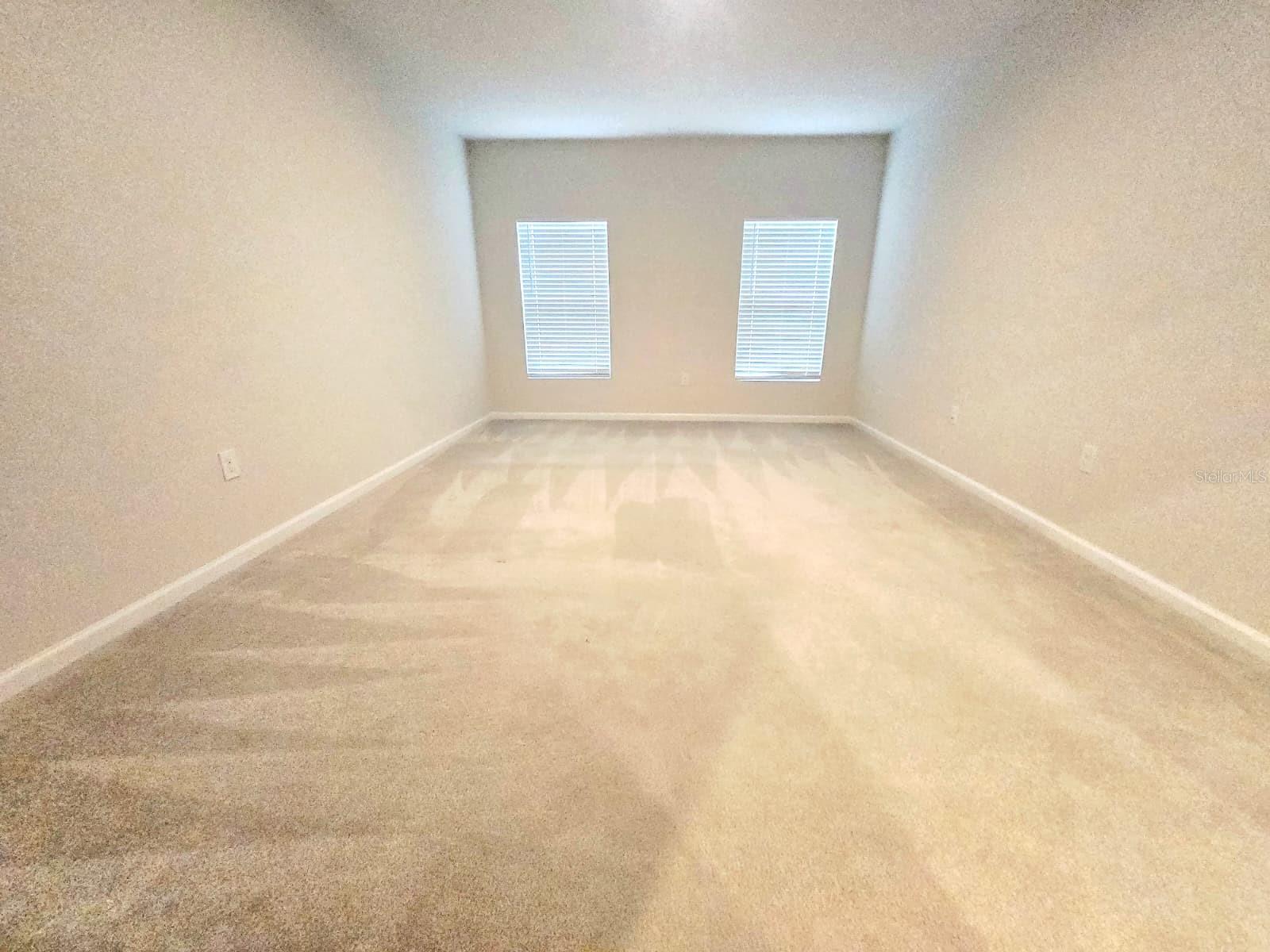 1121 Lexington Ln Property Photo 15