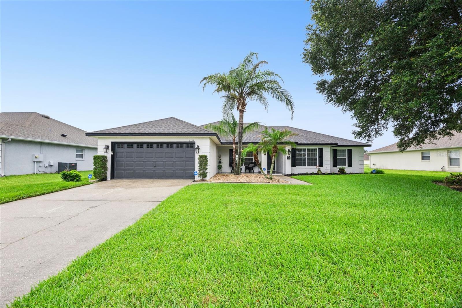3233 Lorimar Ln Property Photo 3