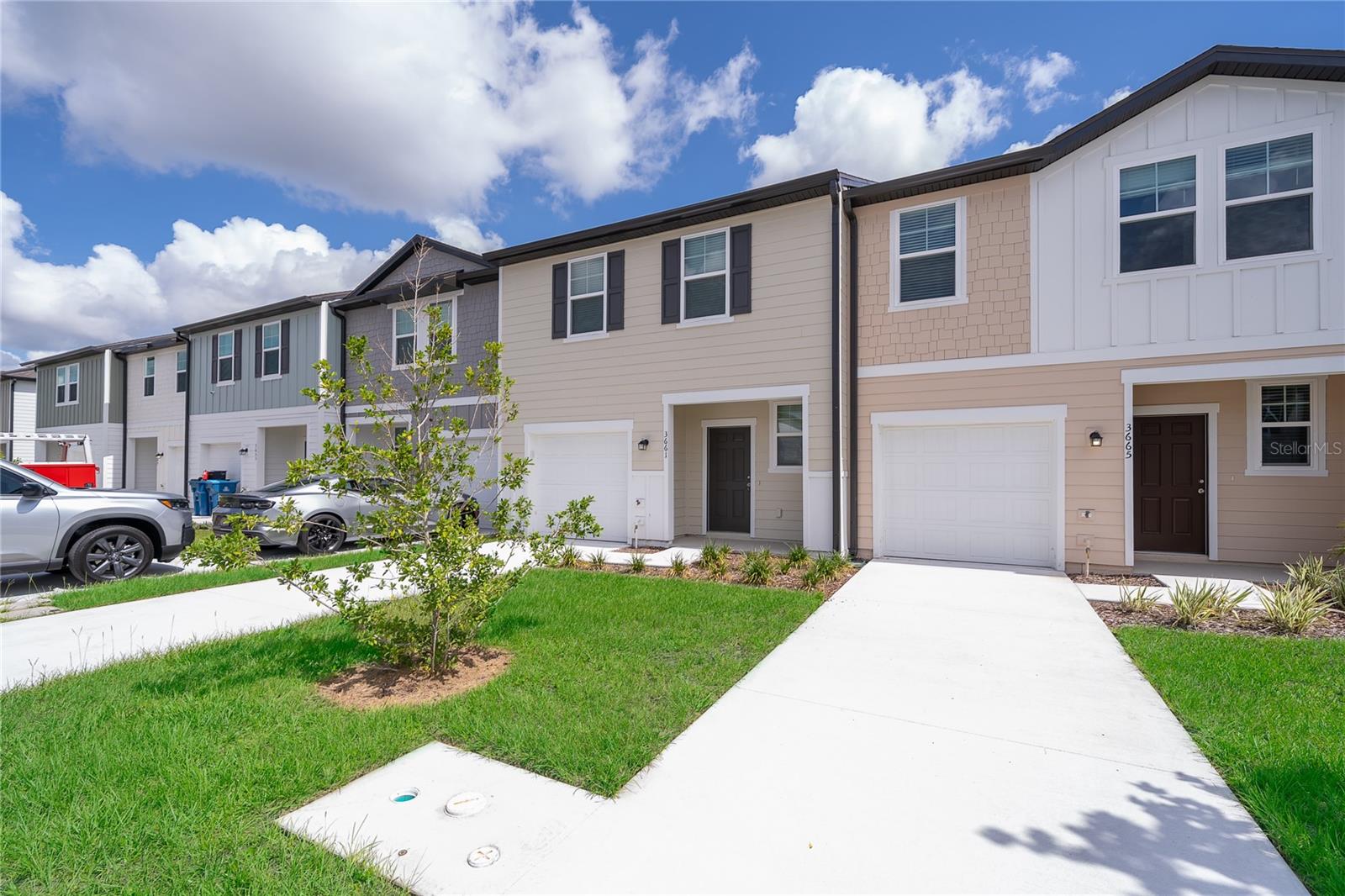O6419169 Property Photo 3
