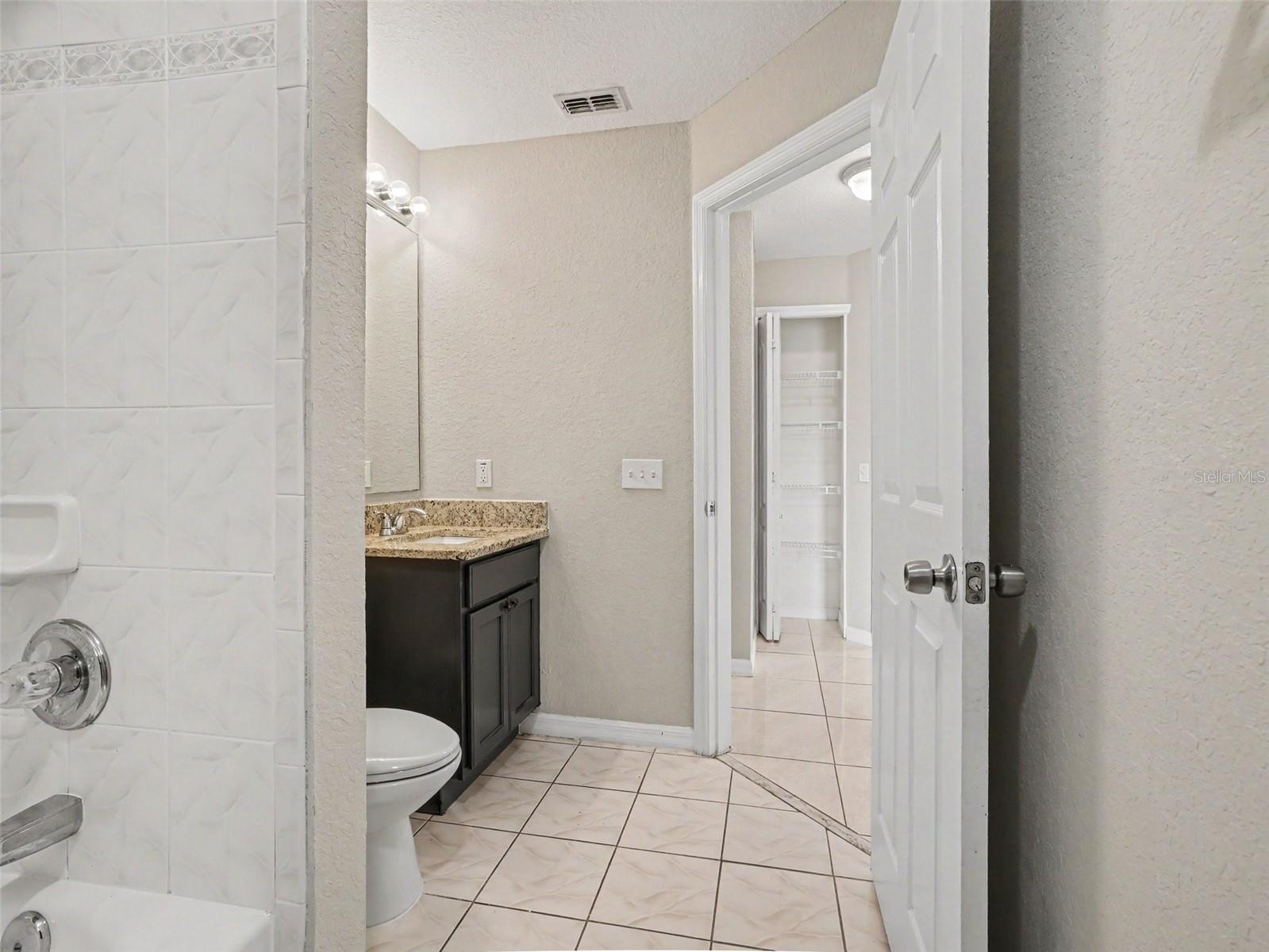 1802 Hudson Ct Property Photo 17