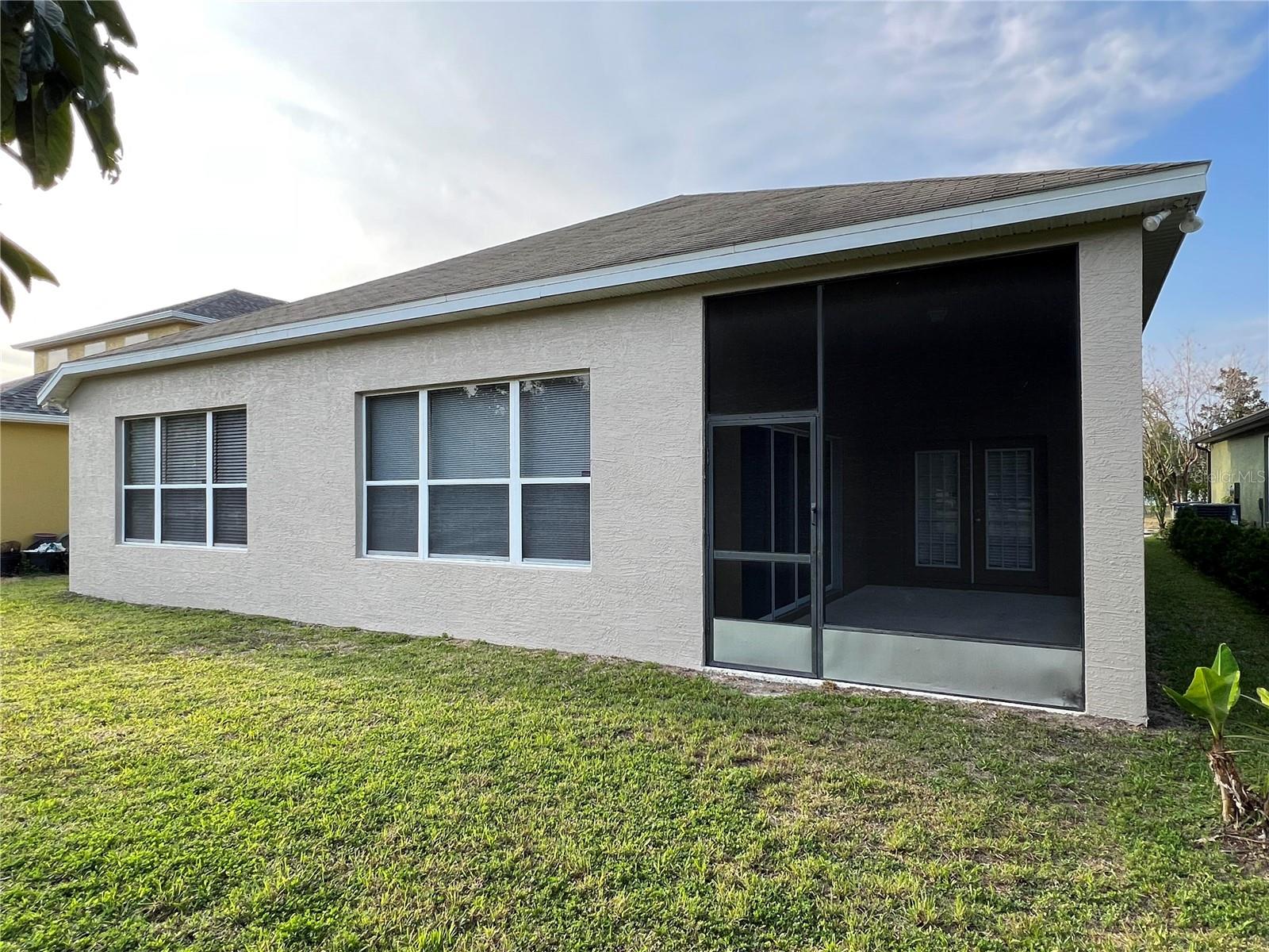 365 James Cir Property Photo 8