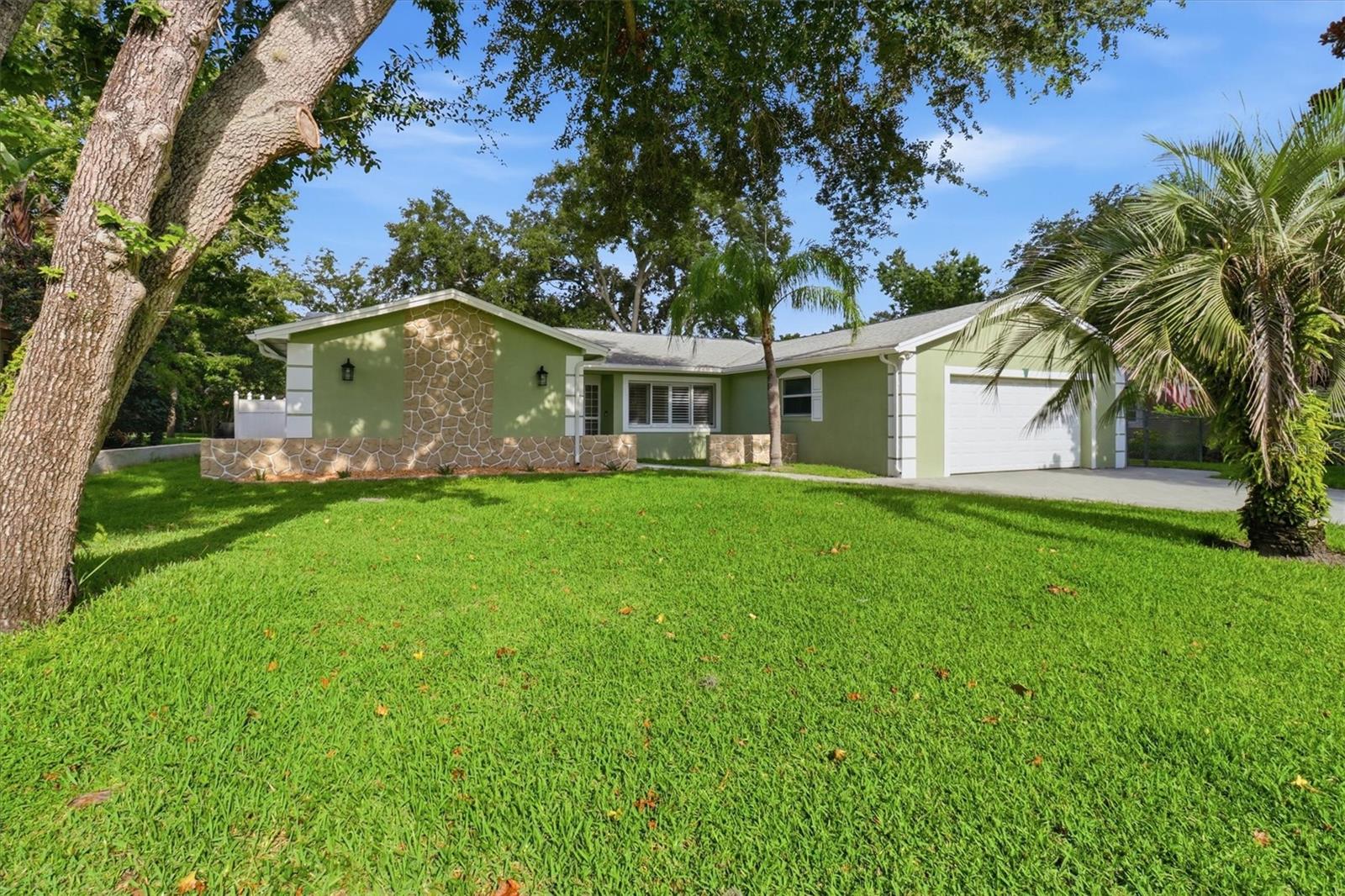 644 Peachwood Dr Property Photo 1