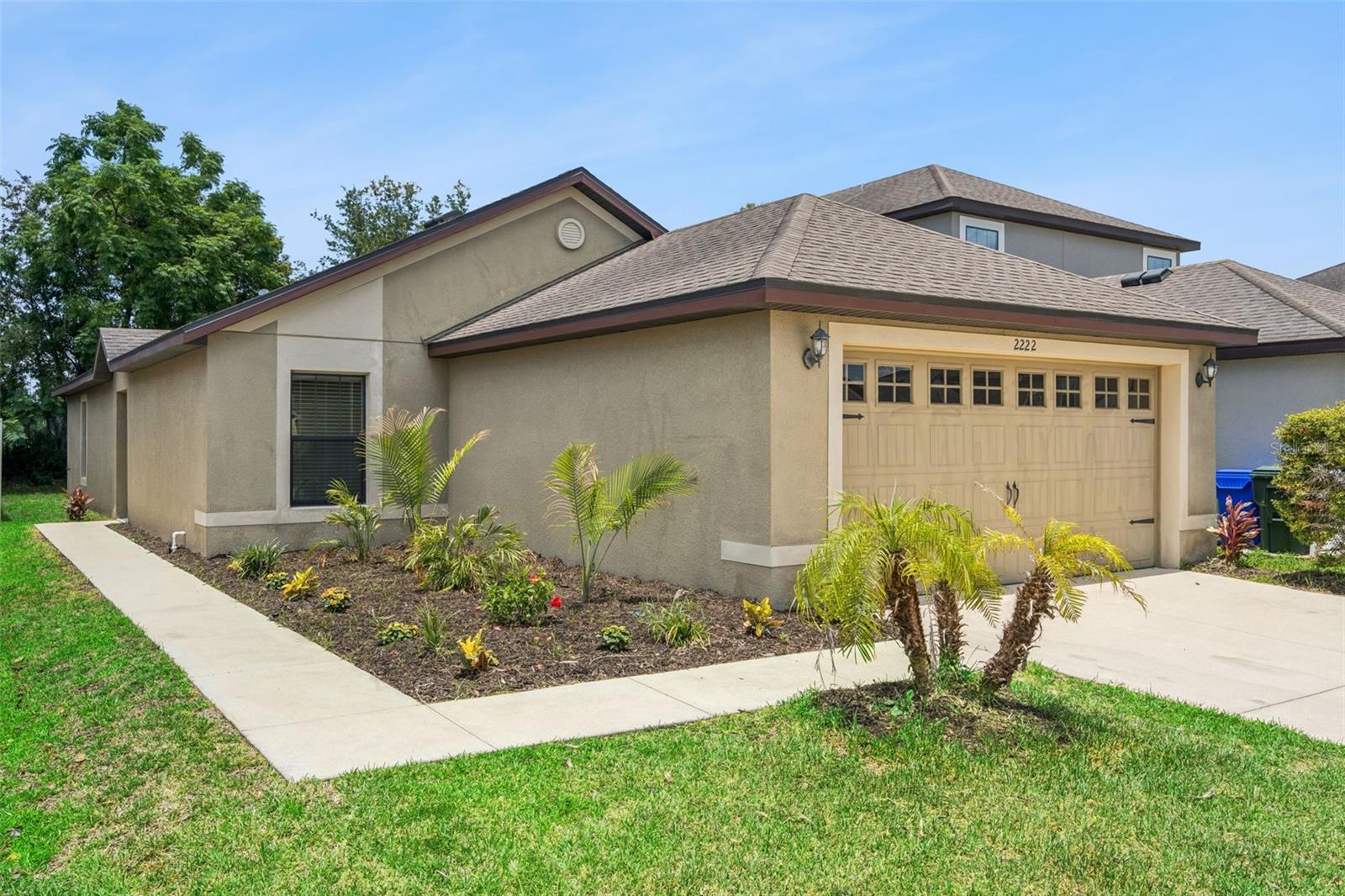 2222 Caspian Dr Property Photo 3