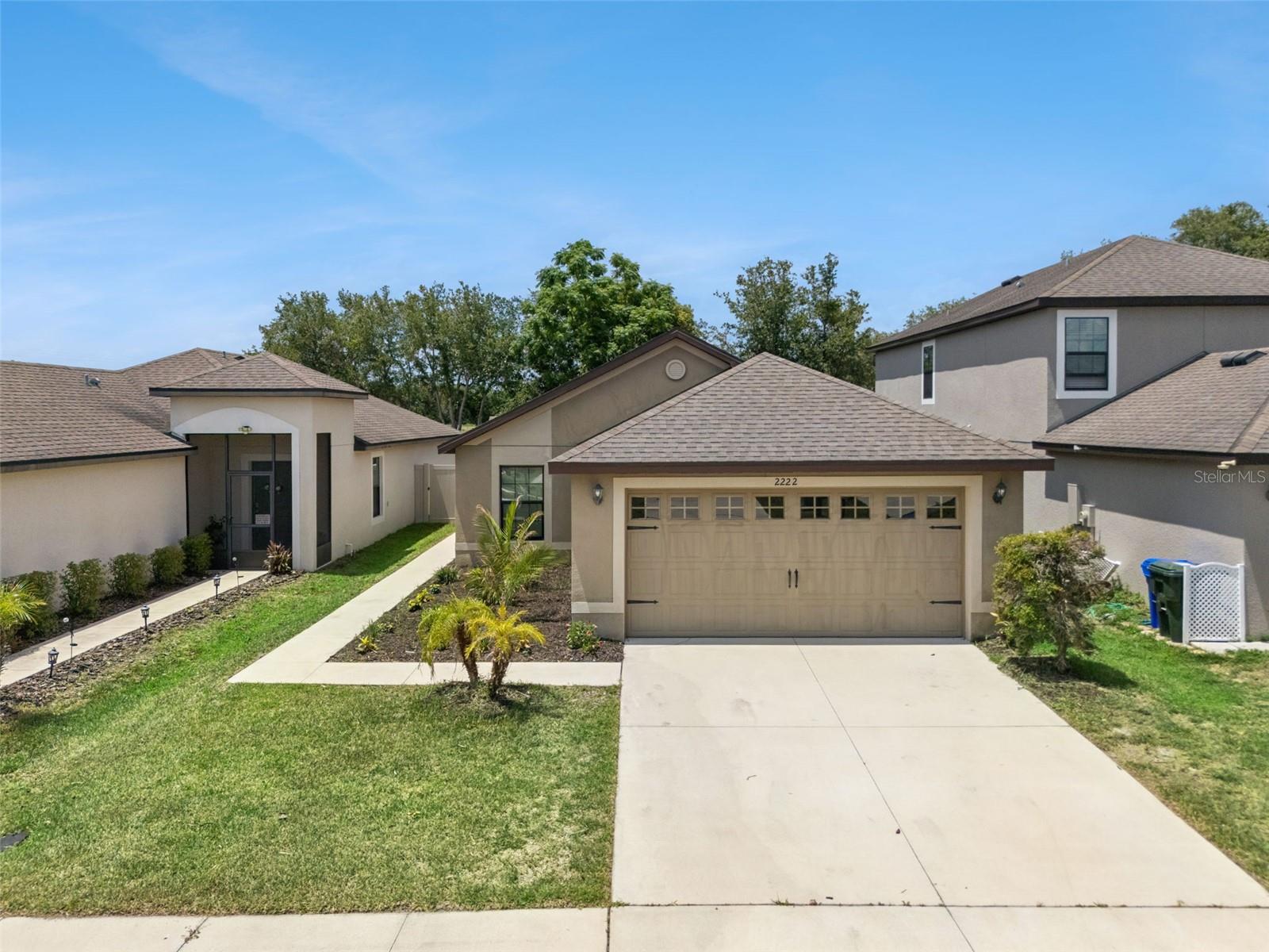 2222 Caspian Dr Property Photo 4