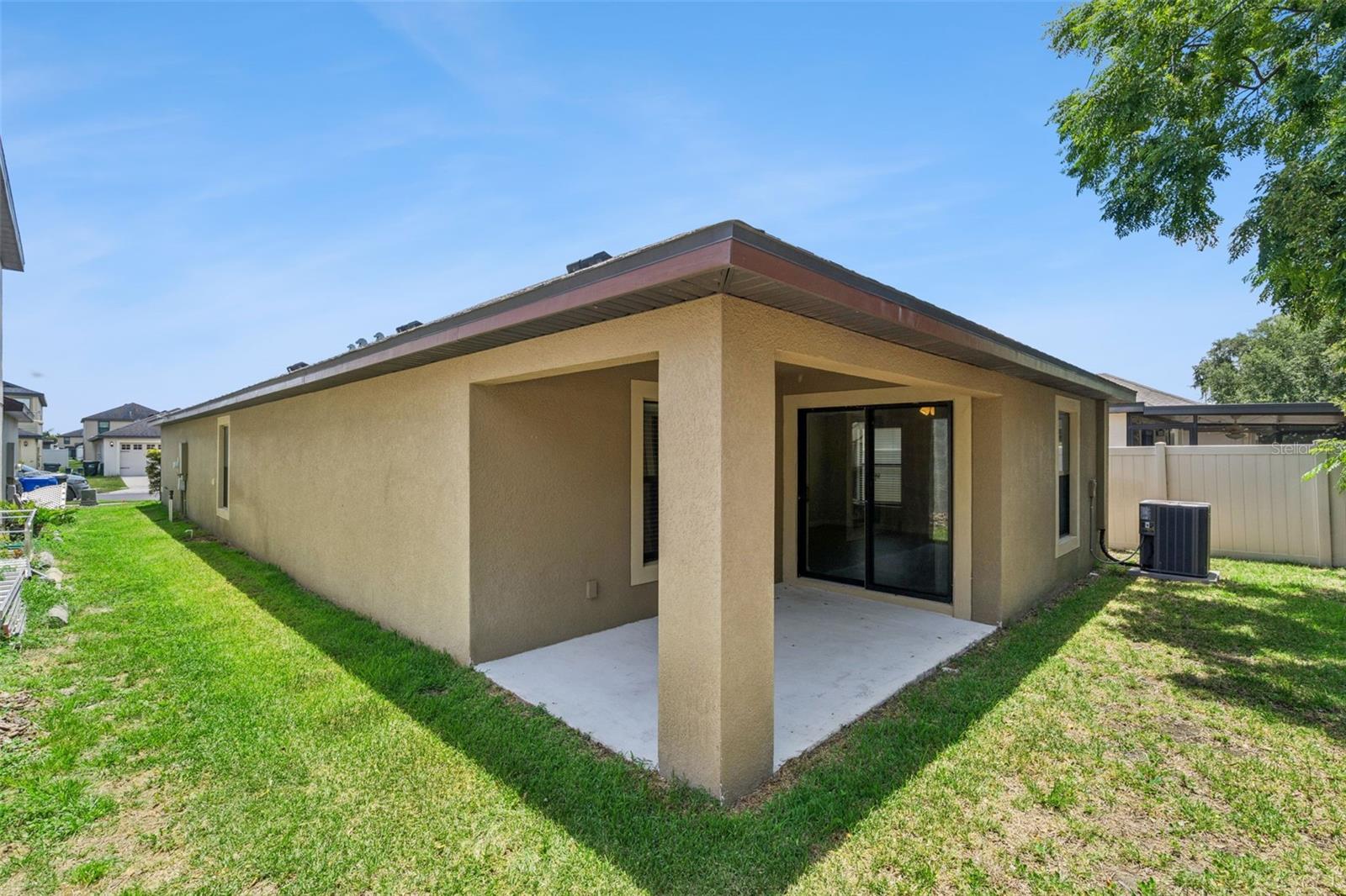 2222 Caspian Dr Property Photo 23