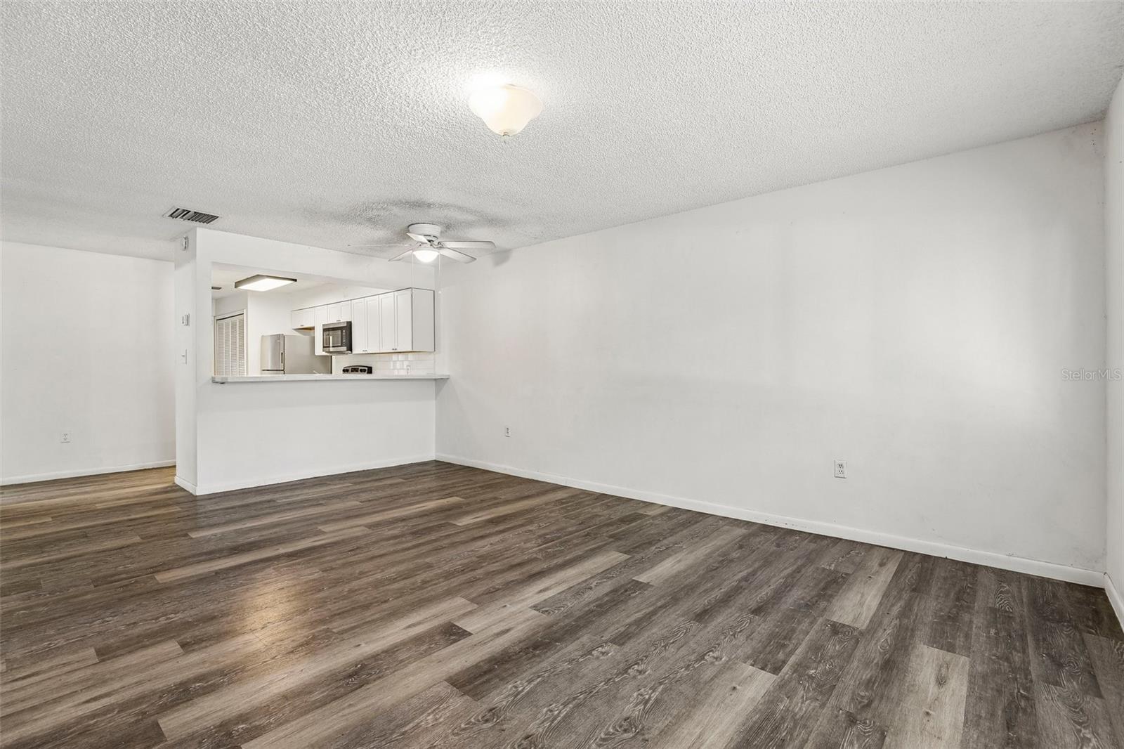 904 Sumter St Property Photo 3