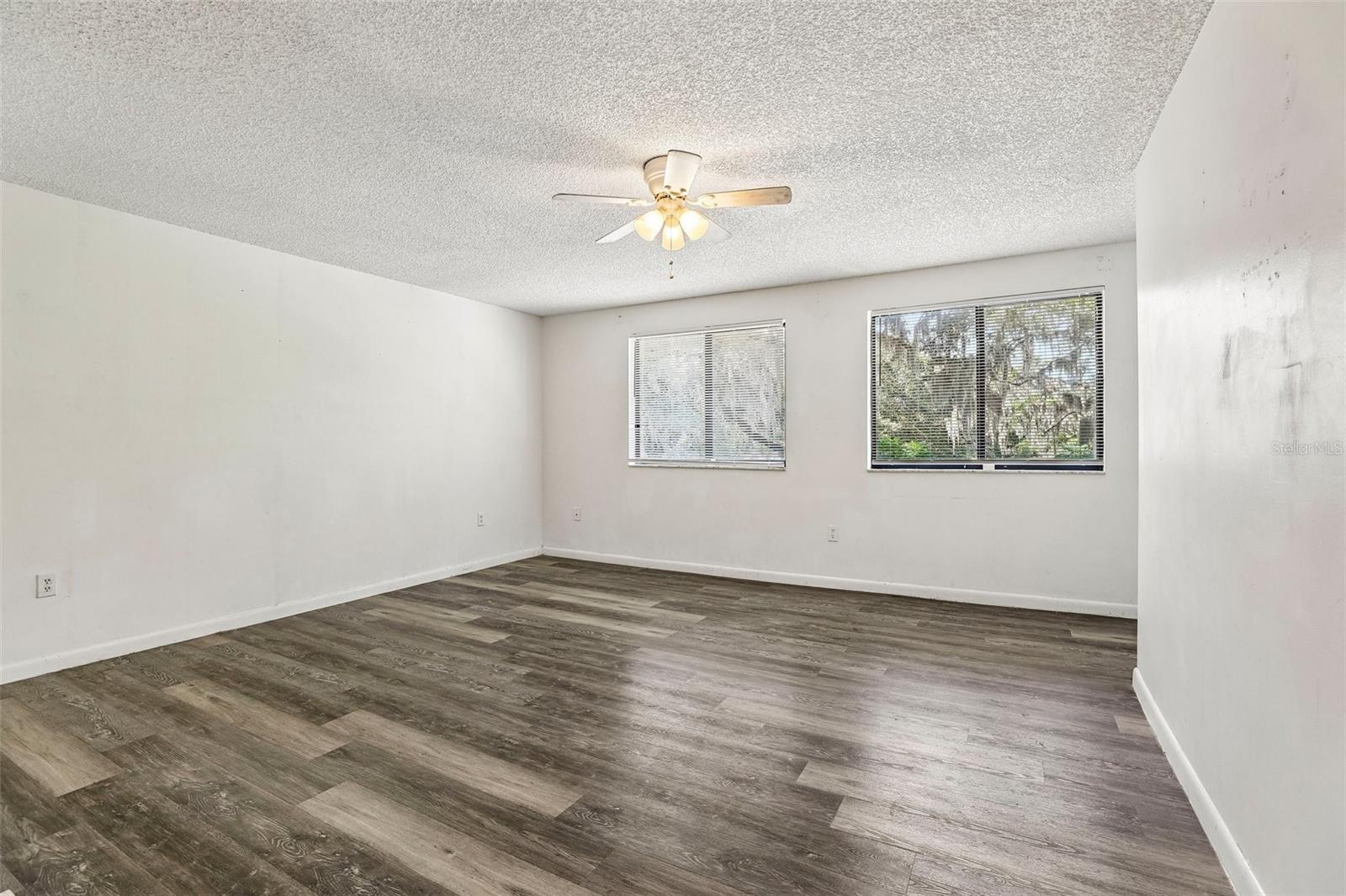 904 Sumter St Property Photo 13