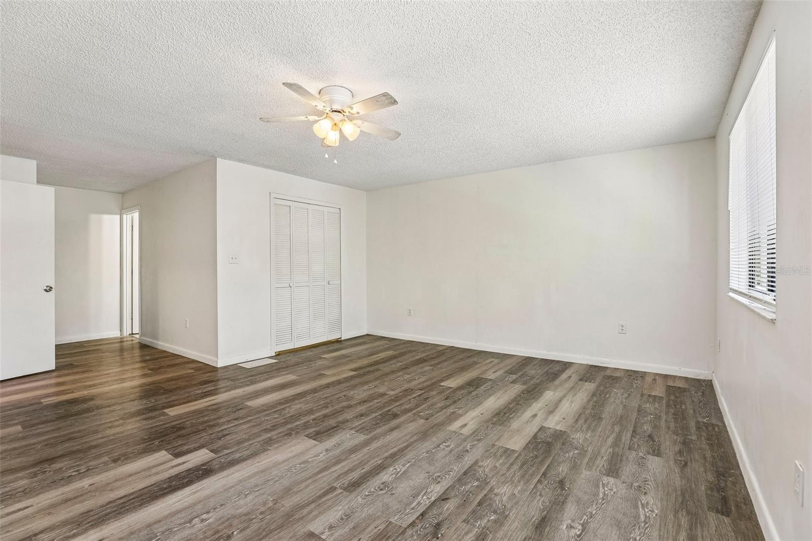 904 Sumter St Property Photo 14