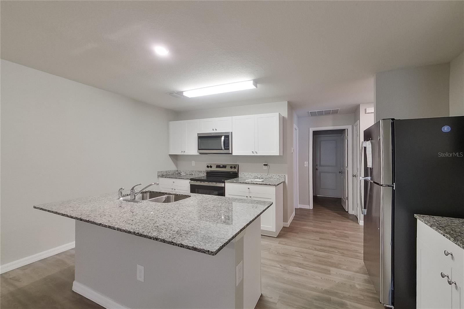 18310 Gibraltar Ln Property Photo 10