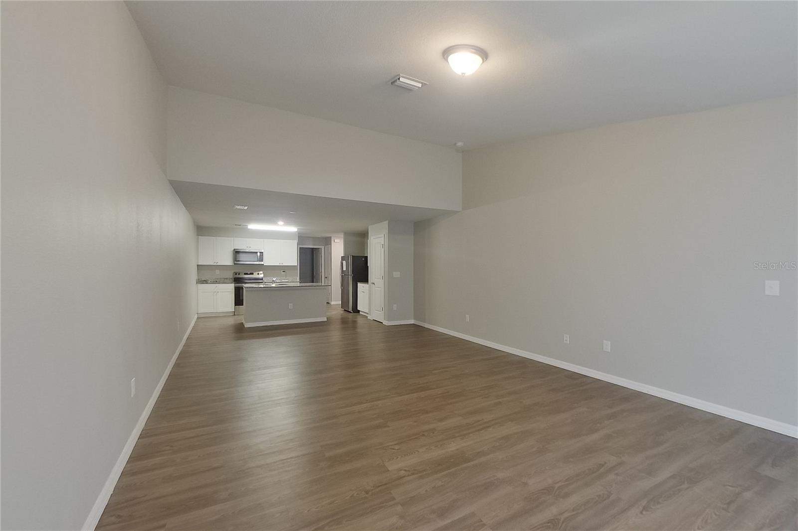 18310 Gibraltar Ln Property Photo 12