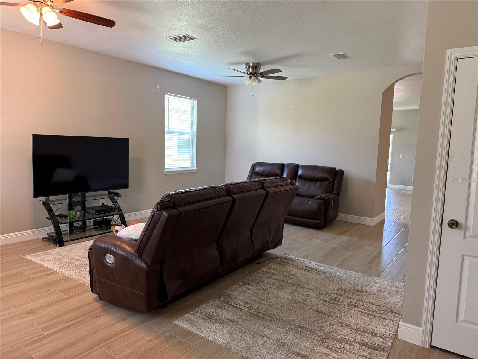 1751 Bonita Bluff Ct Property Photo 8