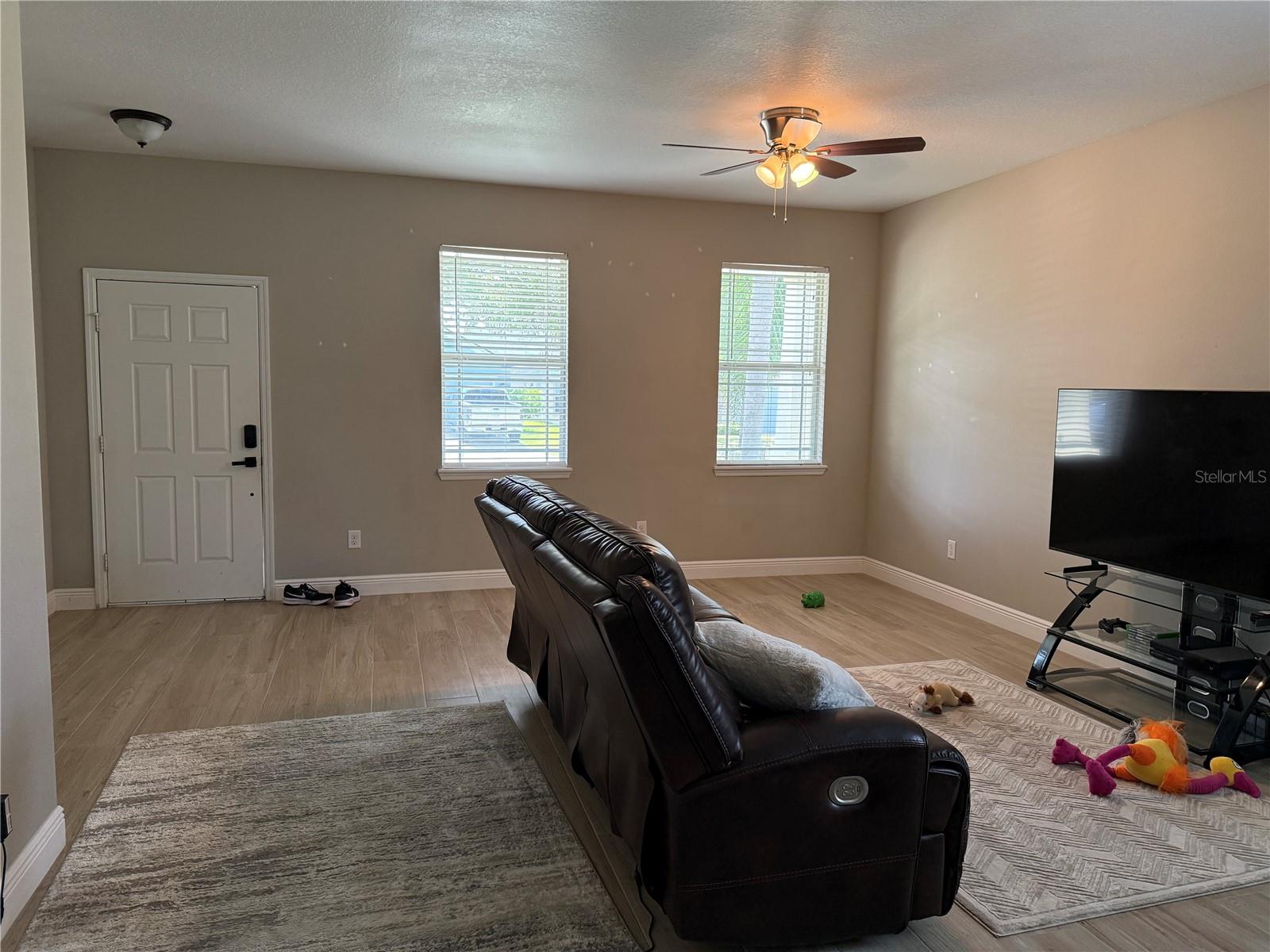 1751 Bonita Bluff Ct Property Photo 9