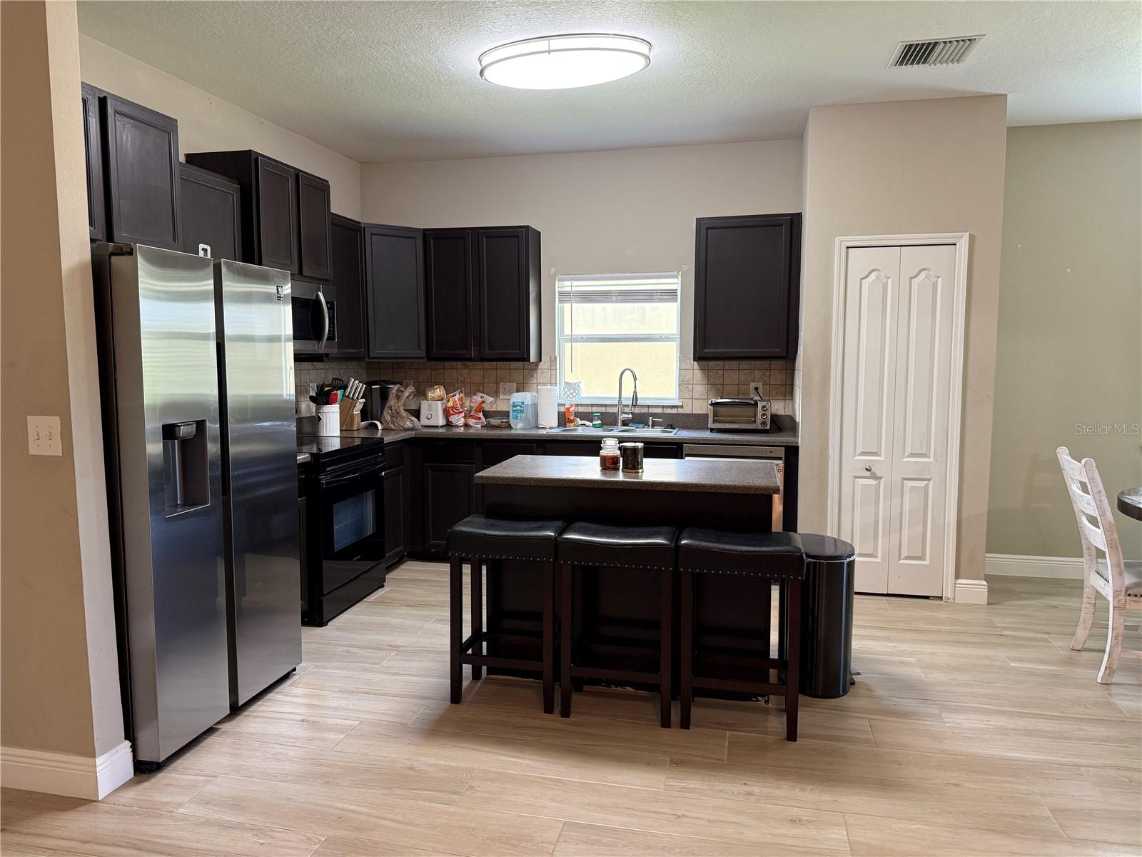 1751 Bonita Bluff Ct Property Photo 11