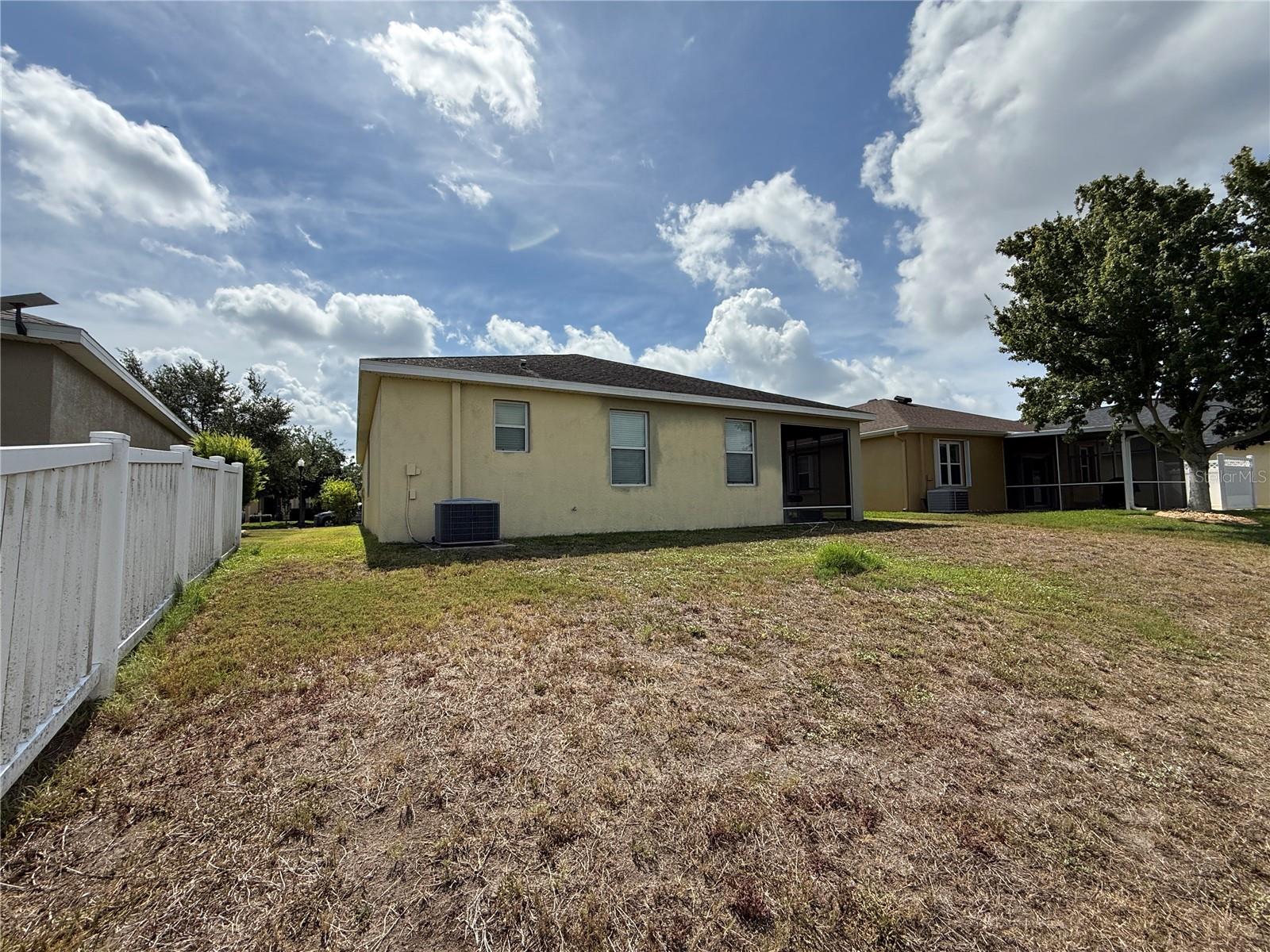 1751 Bonita Bluff Ct Property Photo 28