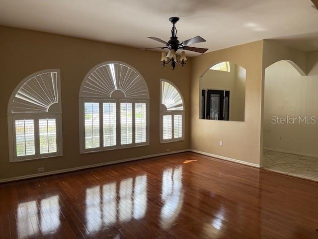 302 Sterling Dr Property Photo 4