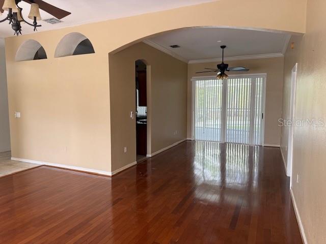 302 Sterling Dr Property Photo 5