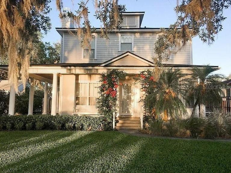 250 Killarney Property Photo 1
