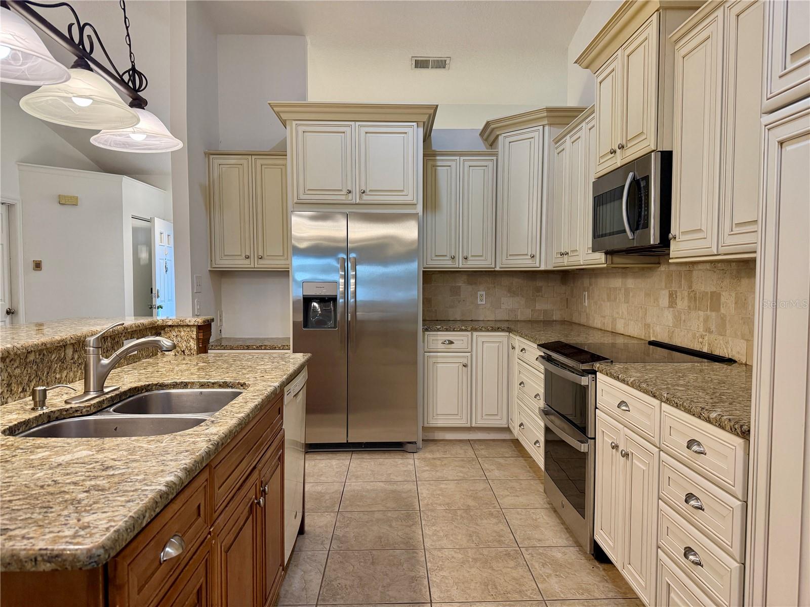 1512 Ison Ln Property Photo 3