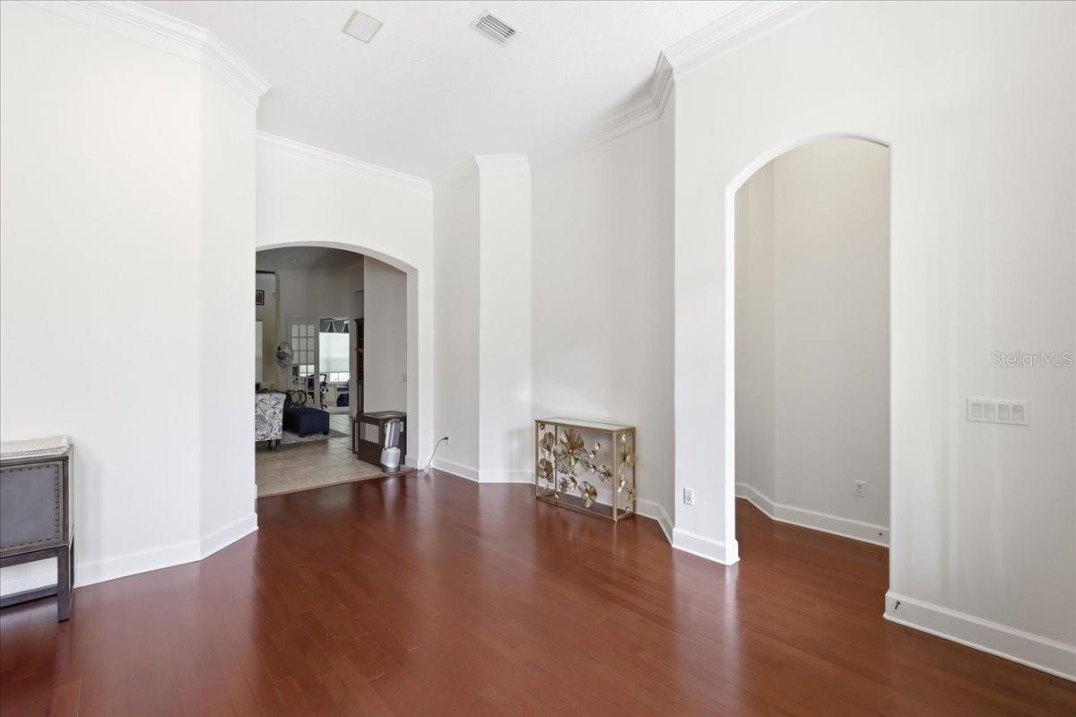 6124 Foxfield Ct Property Photo 4