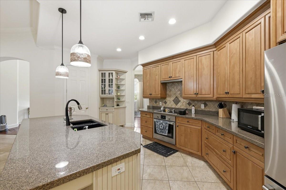 6124 Foxfield Ct Property Photo 12