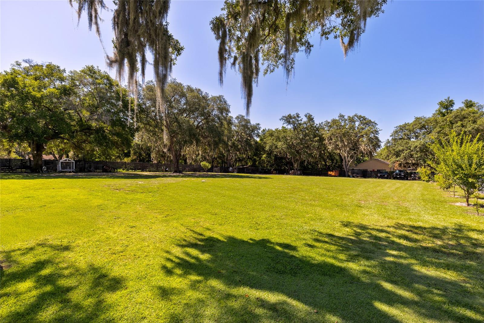 1924 Hill Dr Property Photo 37