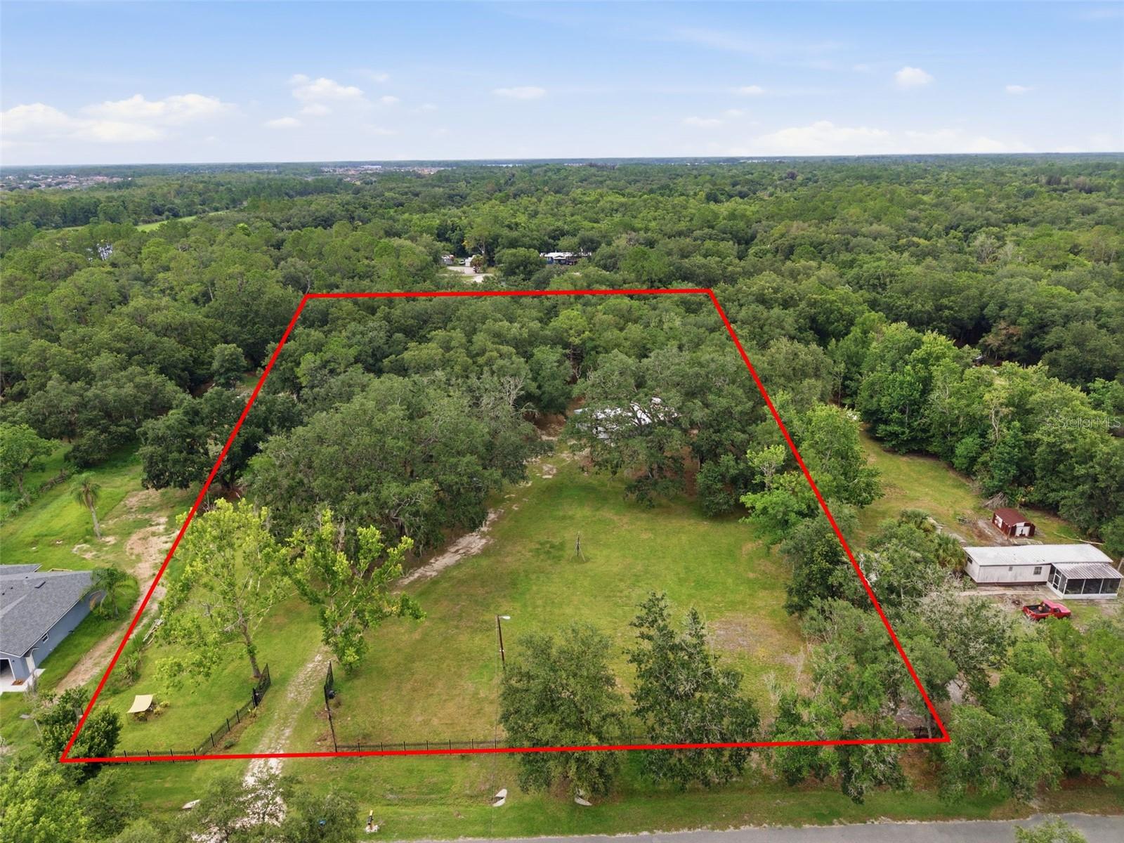 18127 Cedarhurst Rd Property Photo 1