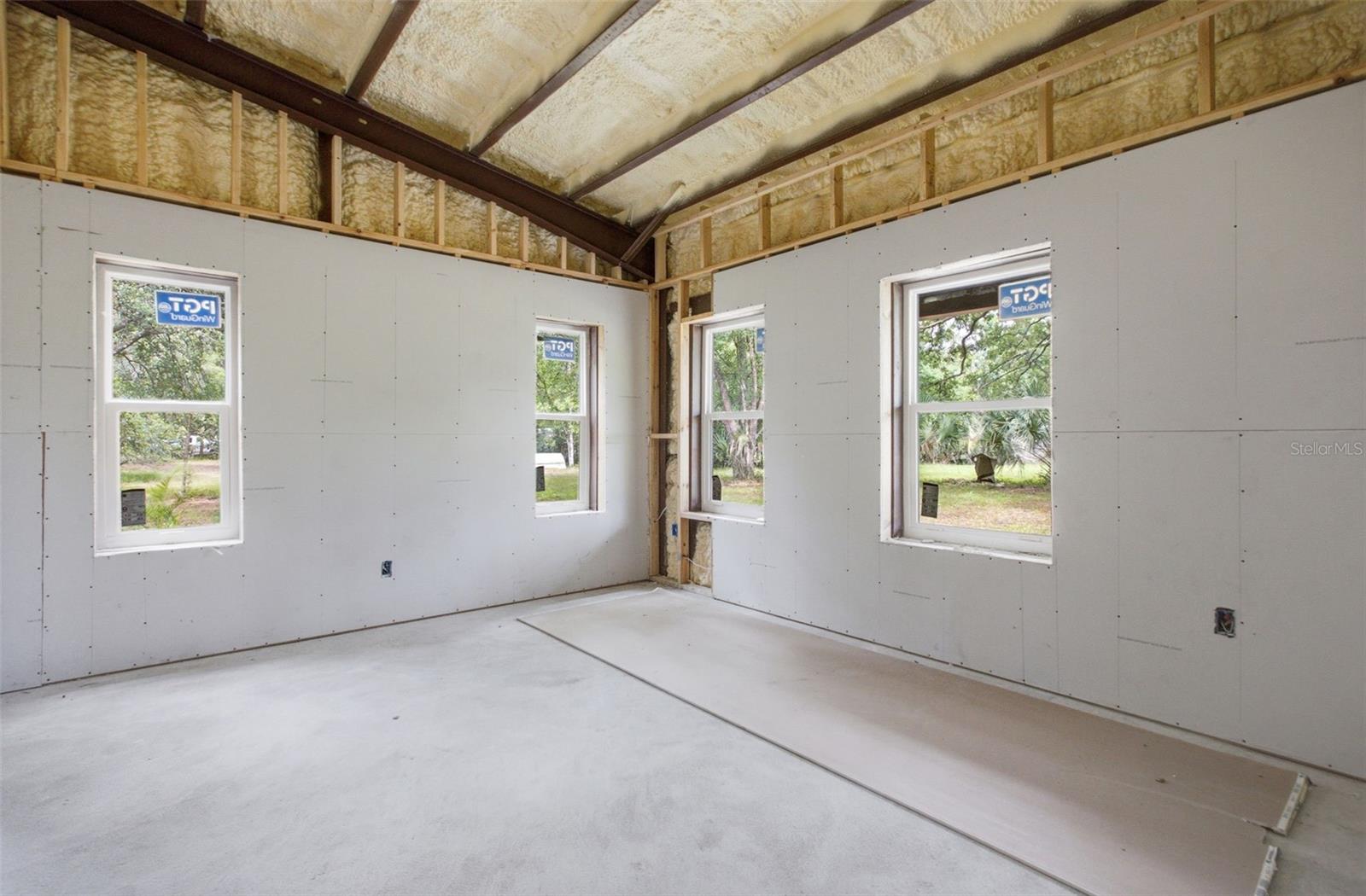 18127 Cedarhurst Rd Property Photo 18